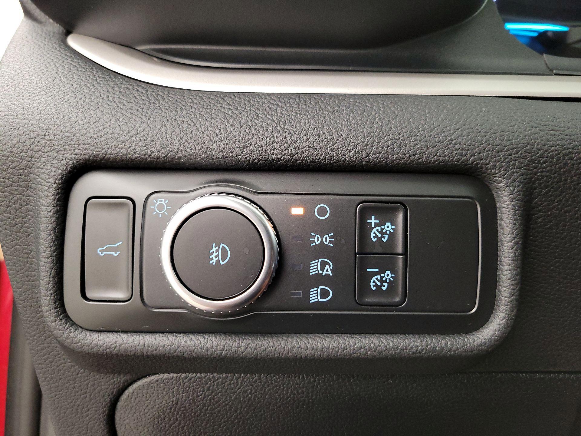 Thumbnail: 2020 Ford Explorer - 13