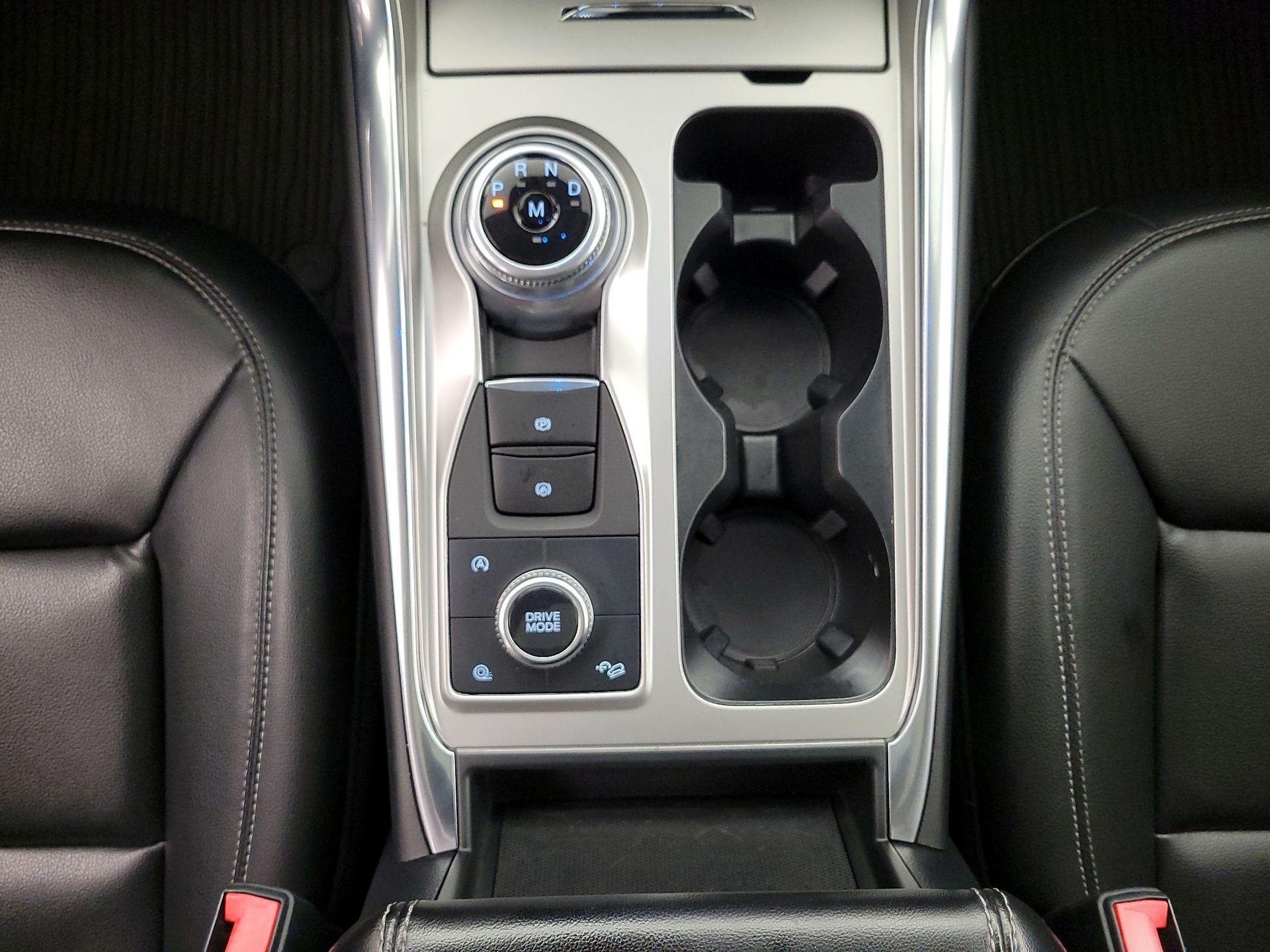 Thumbnail: 2020 Ford Explorer - 18