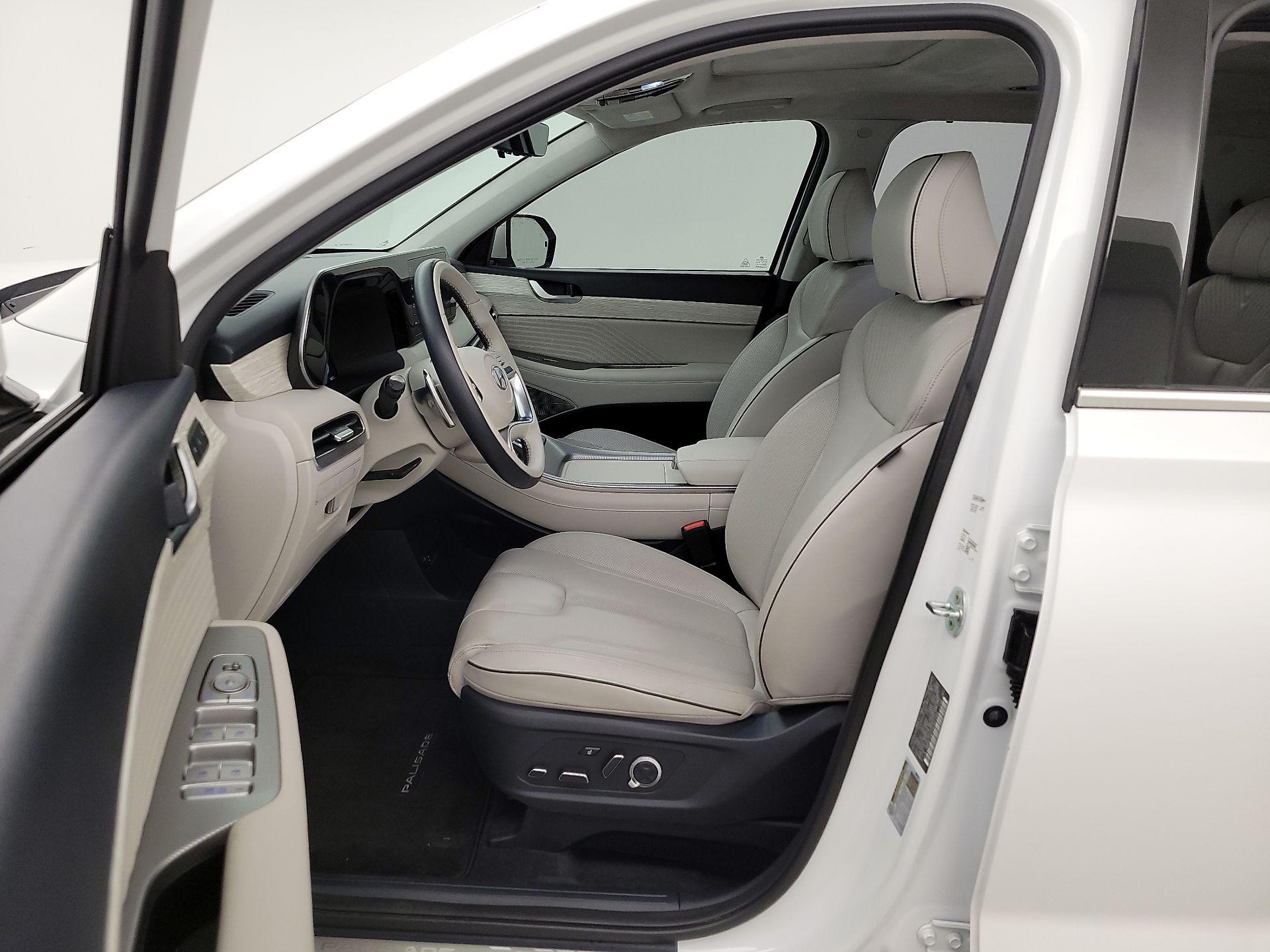 Thumbnail: 2023 Hyundai Palisade - 11