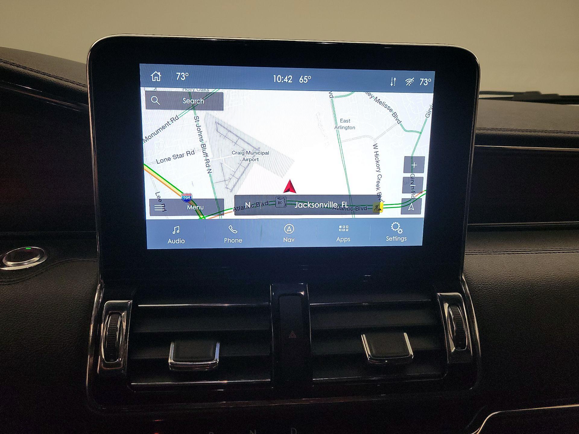 Thumbnail: 2021 Lincoln Navigator - 14