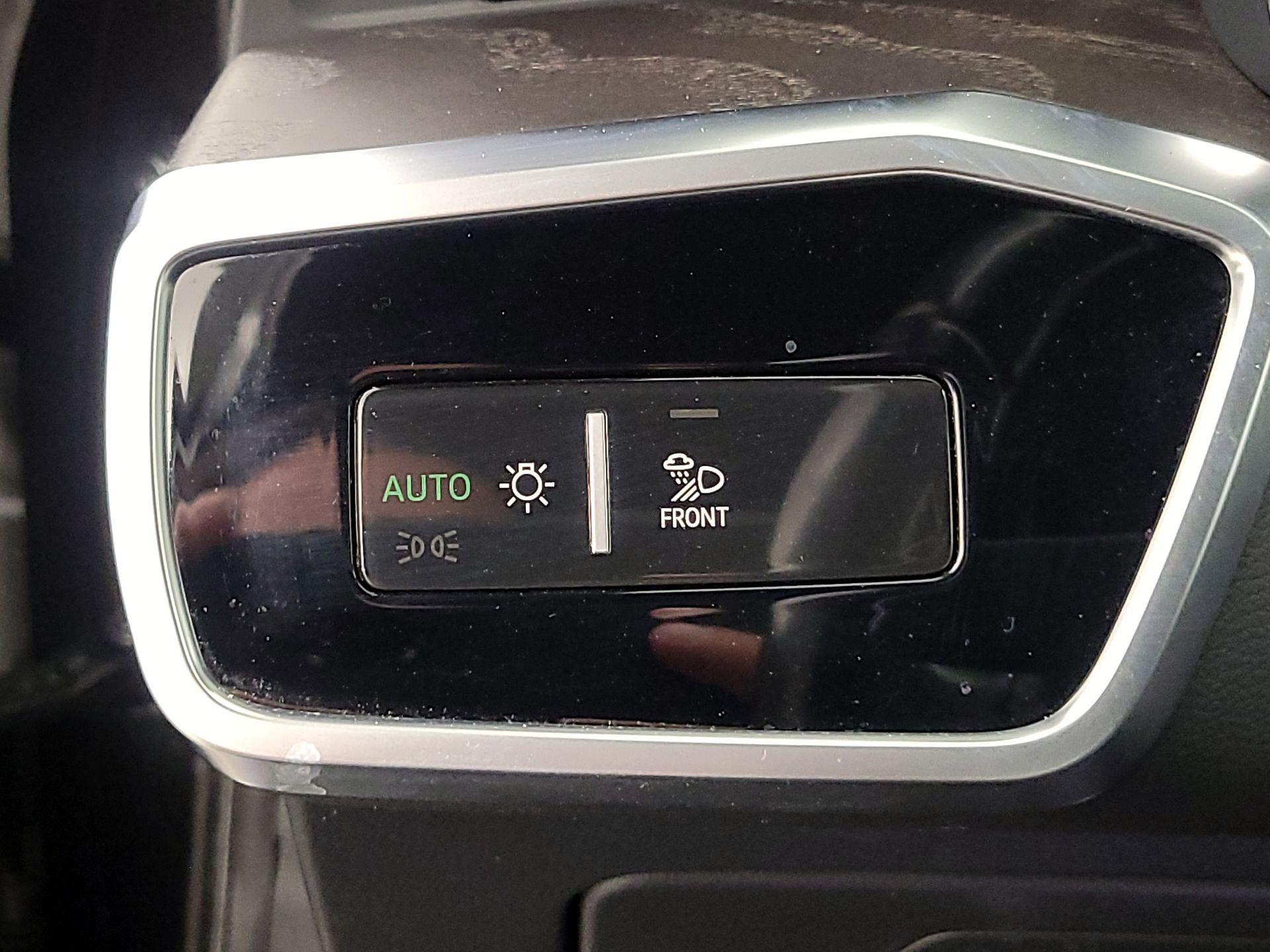 Thumbnail: 2021 Audi A6 - 13