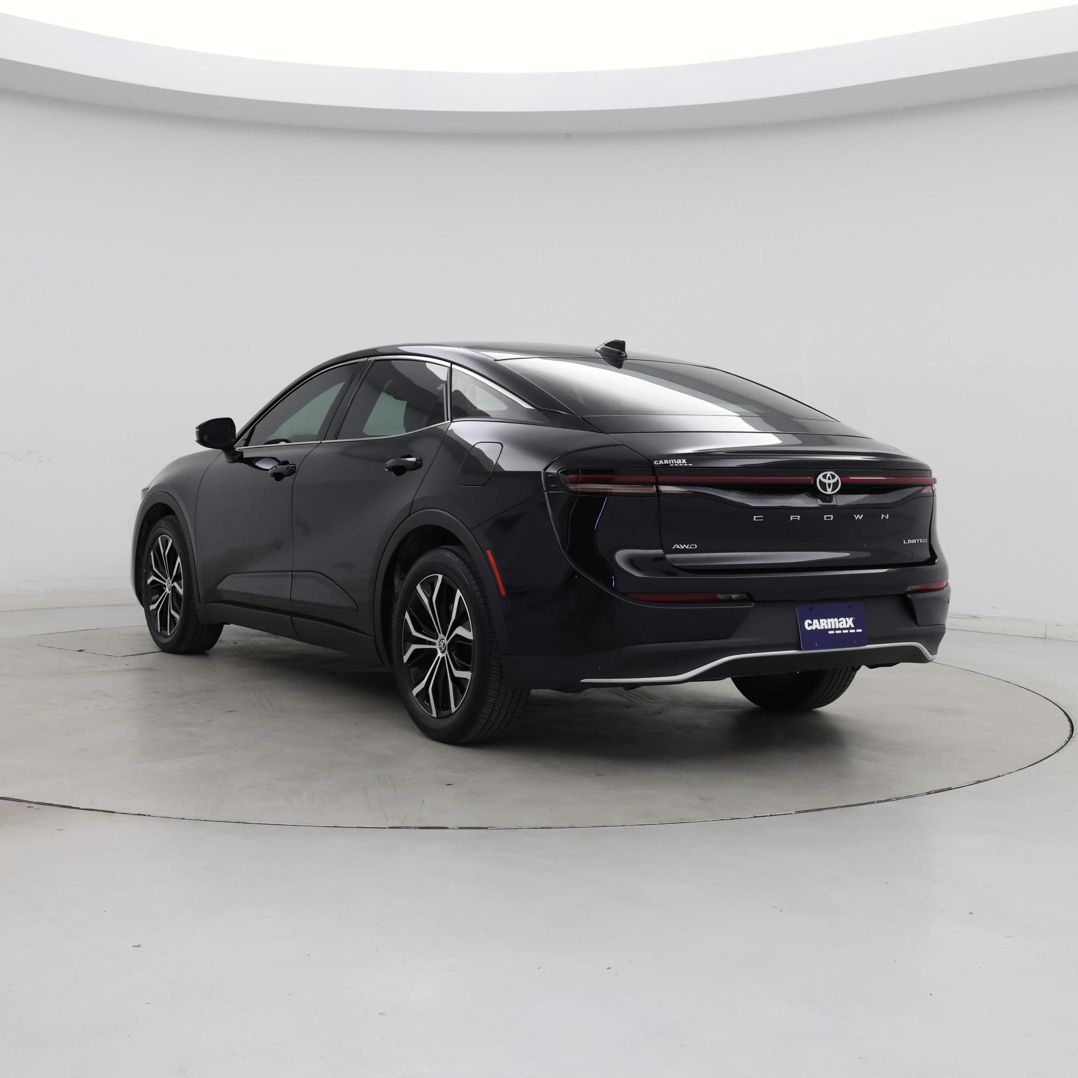 Thumbnail: 2023 Toyota Crown - 2