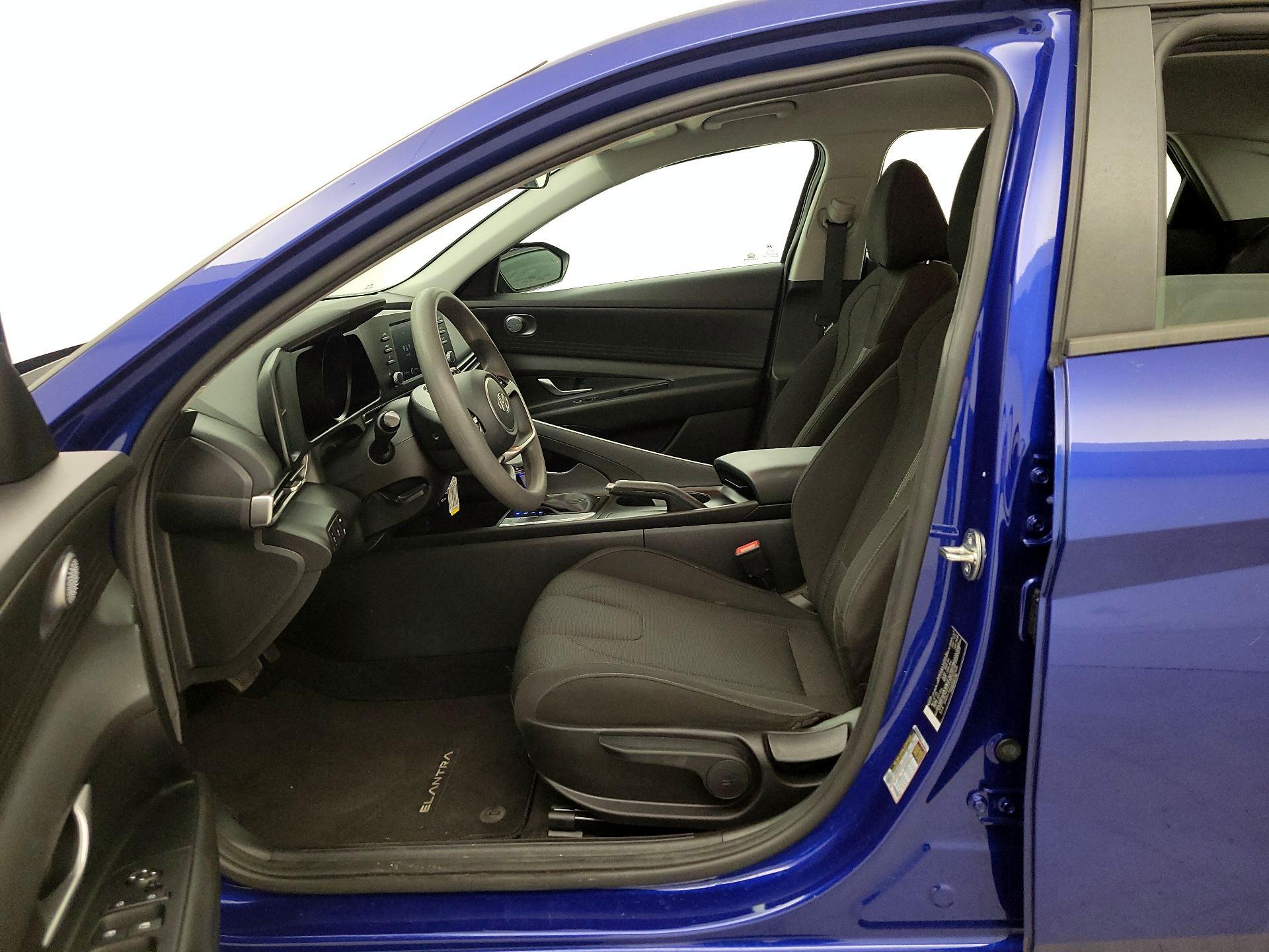 Thumbnail: 2023 Hyundai Elantra - 11