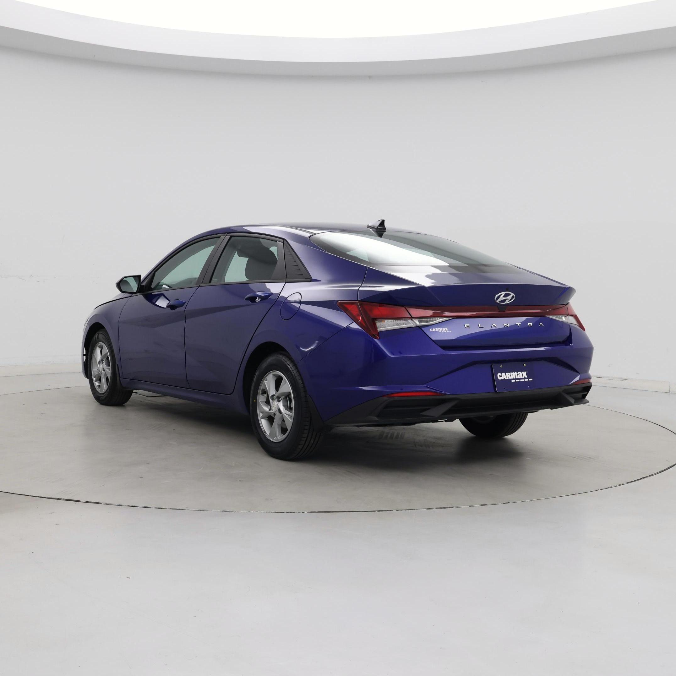 Thumbnail: 2023 Hyundai Elantra - 2