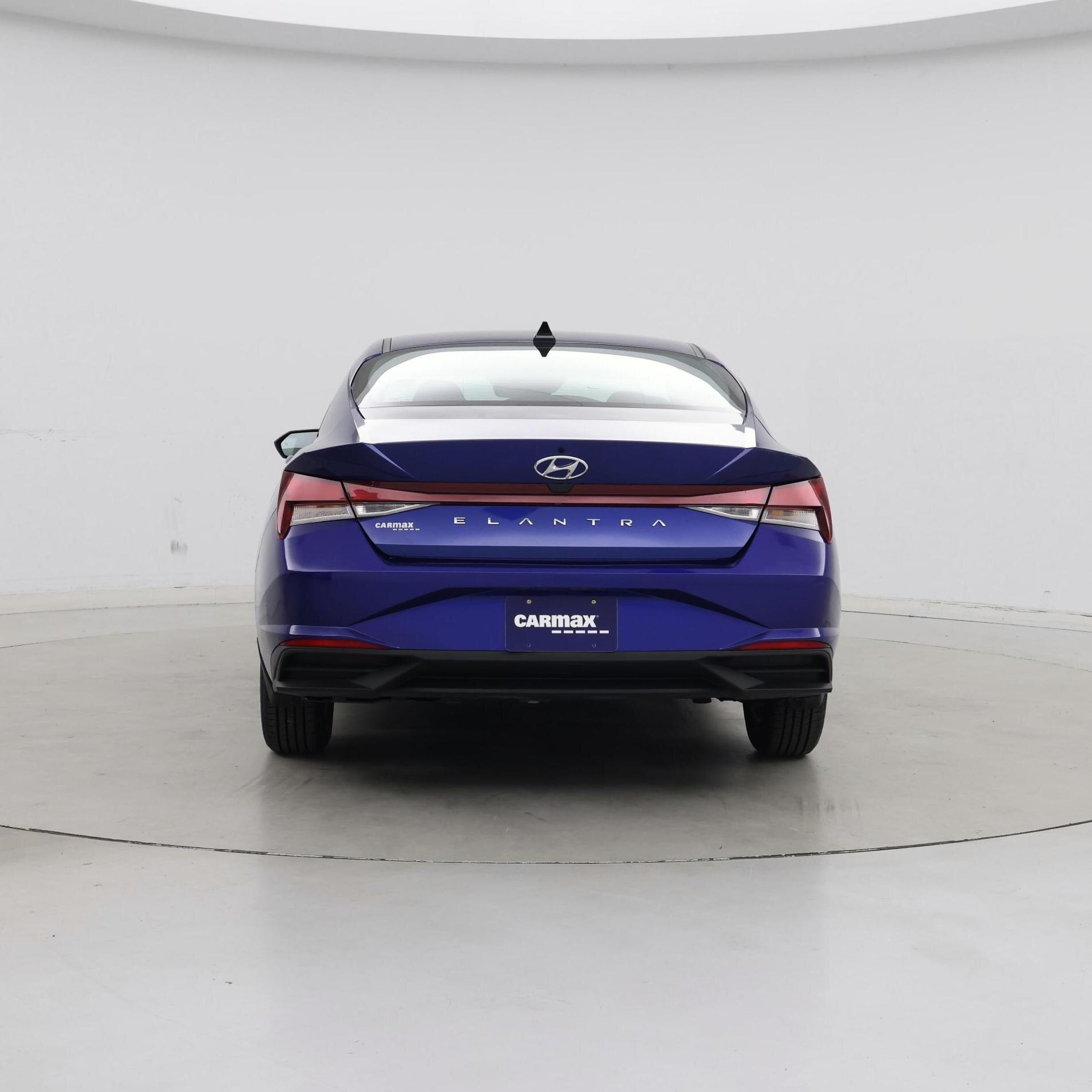 Thumbnail: 2023 Hyundai Elantra - 6