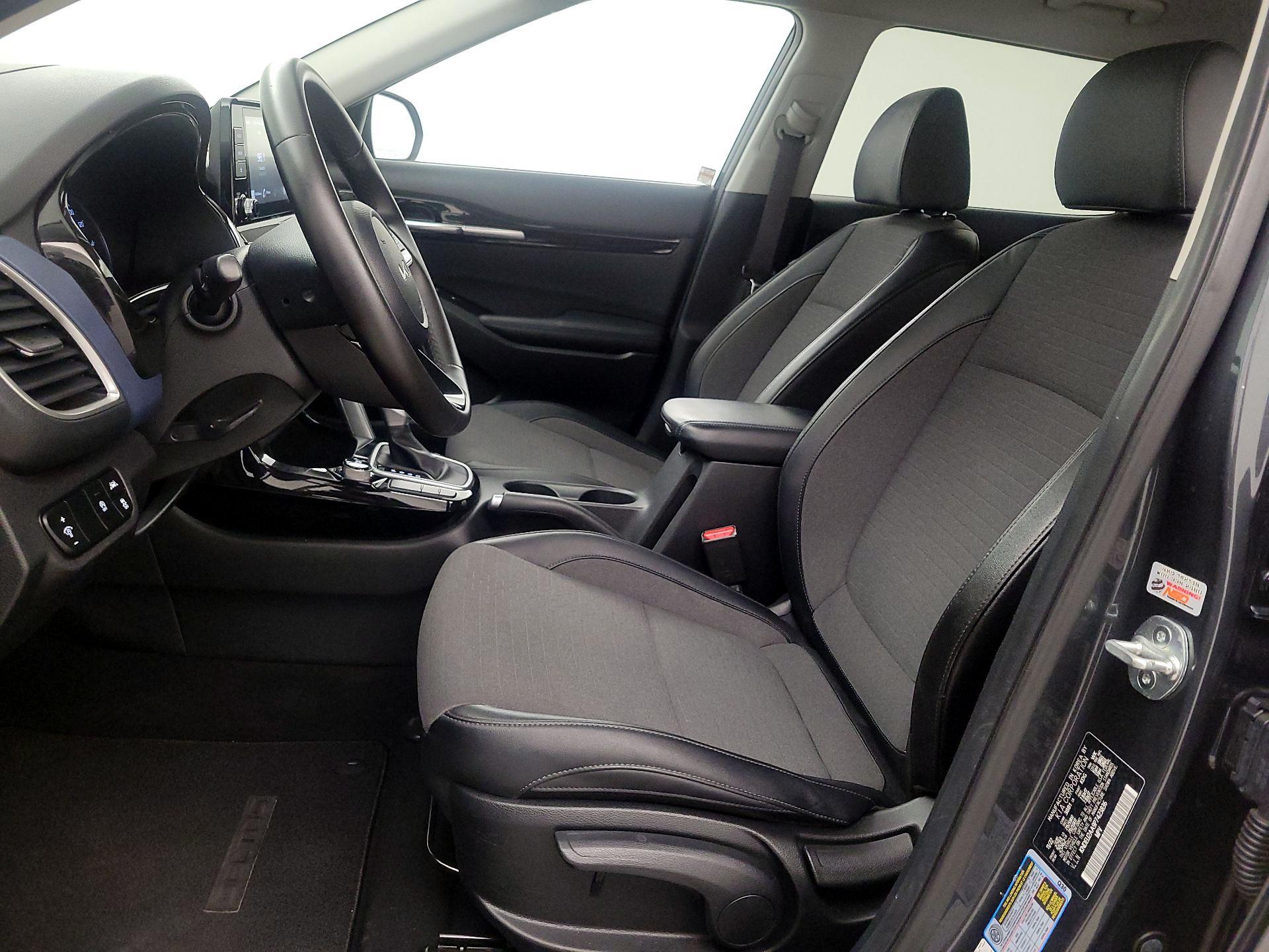 Thumbnail: 2023 Kia Seltos - 11