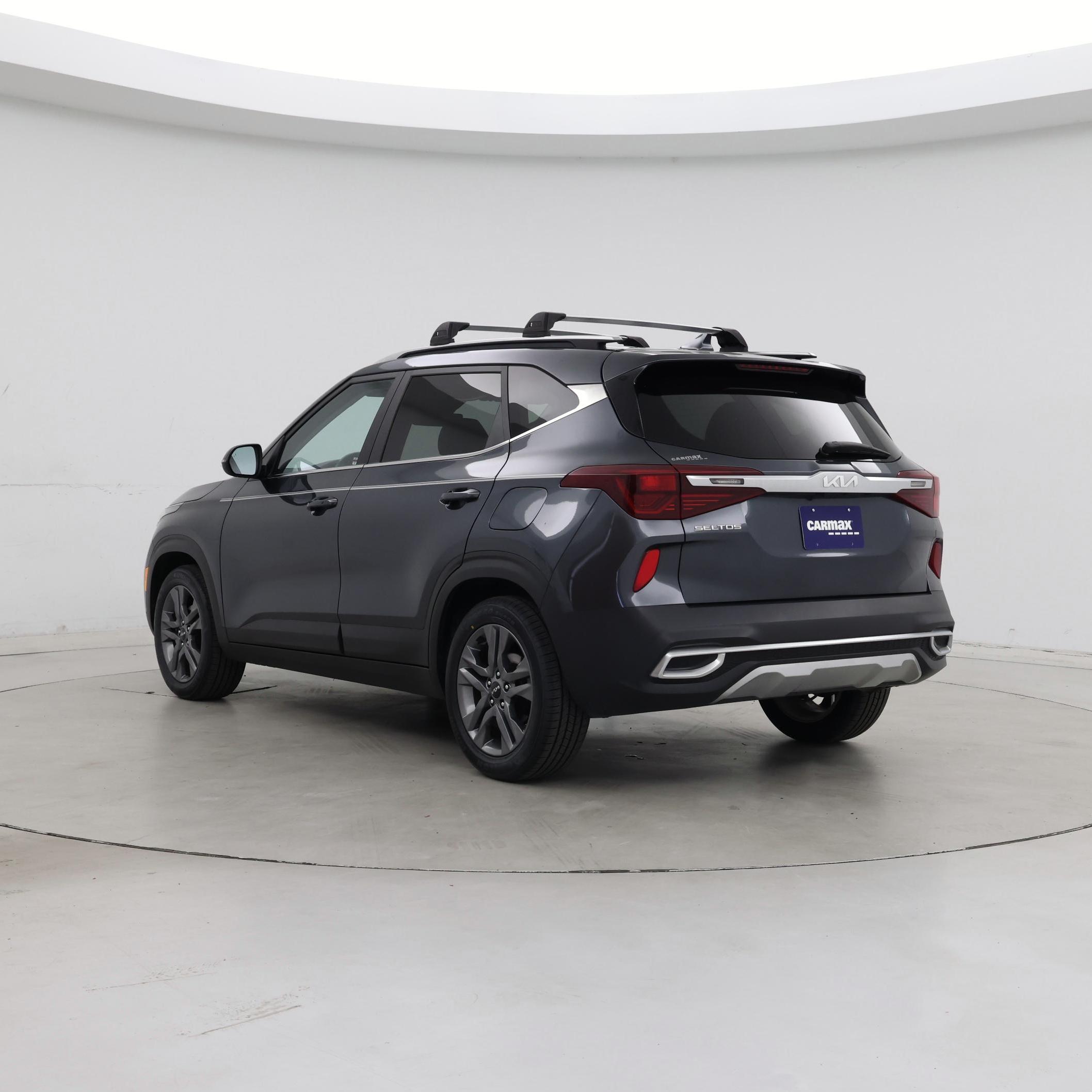 Thumbnail: 2023 Kia Seltos - 2