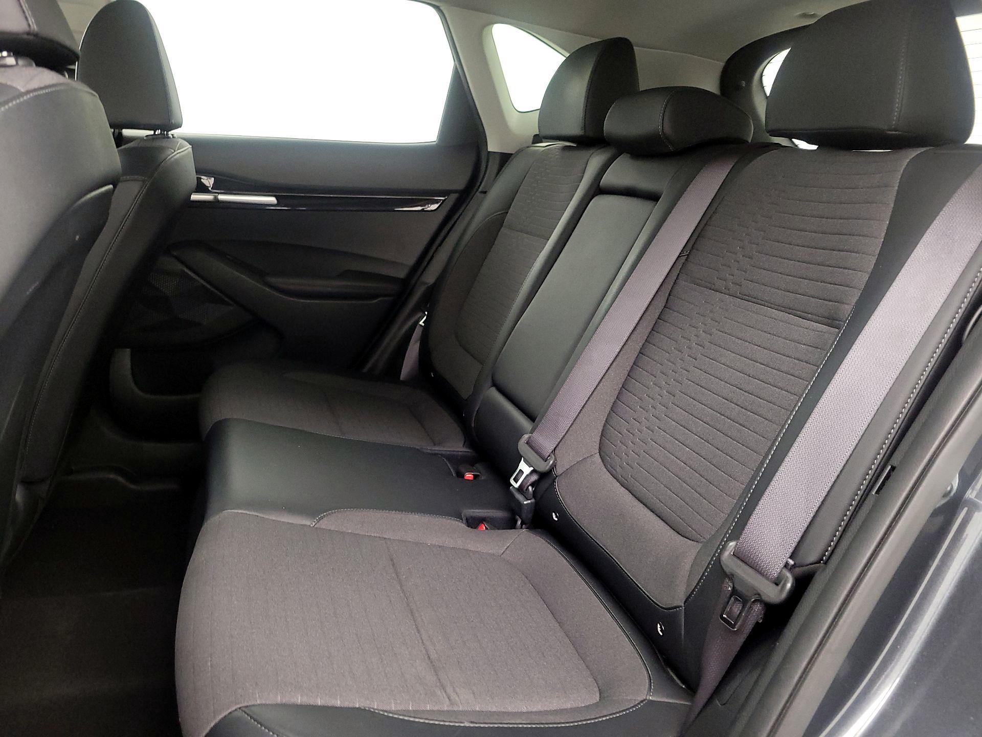 Thumbnail: 2023 Kia Seltos - 19