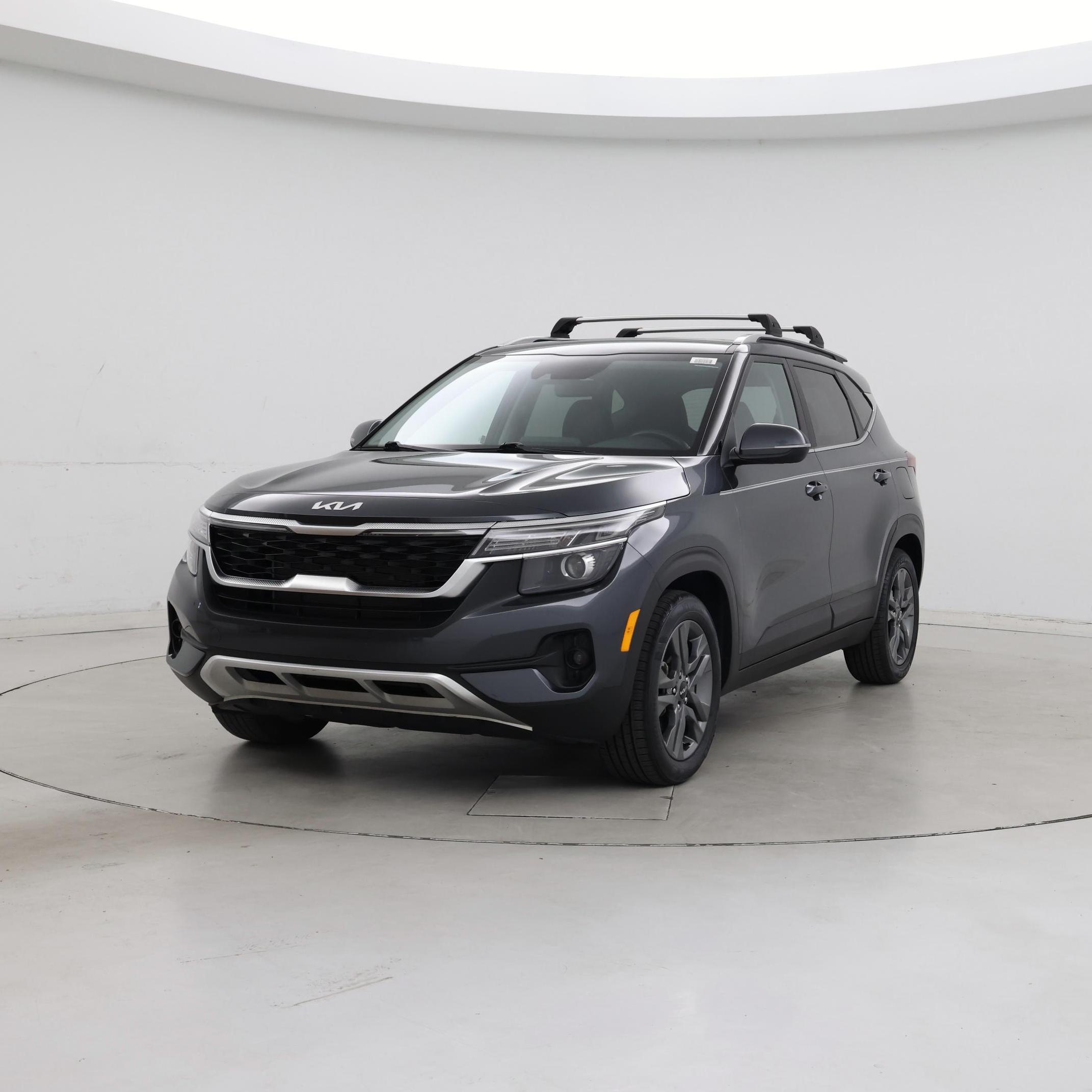 Thumbnail: 2023 Kia Seltos - 4