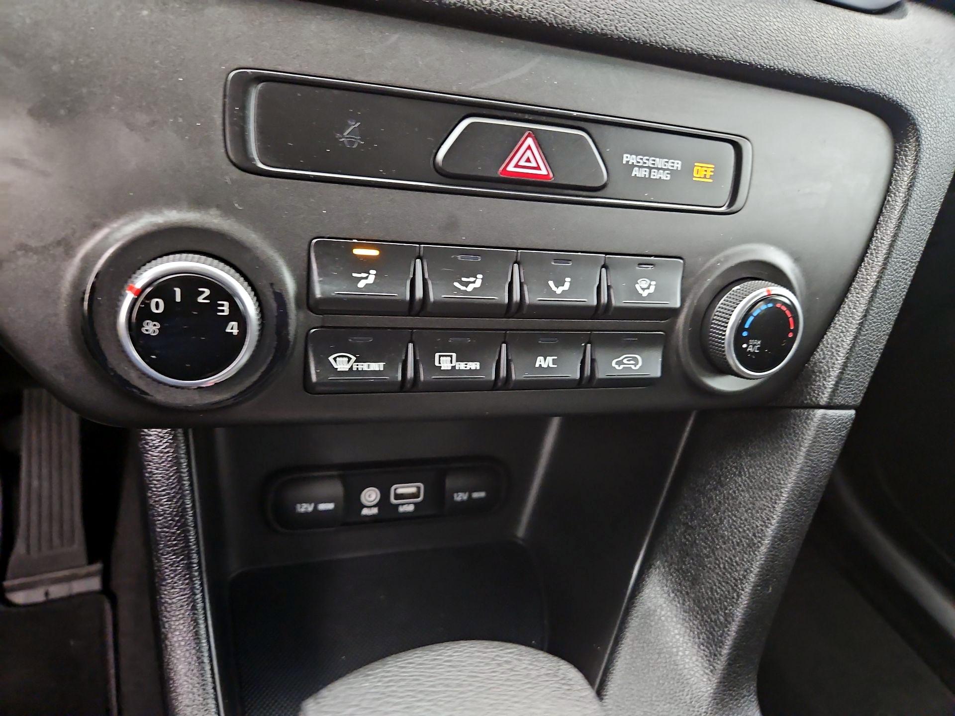 Thumbnail: 2019 Kia Sportage - 16