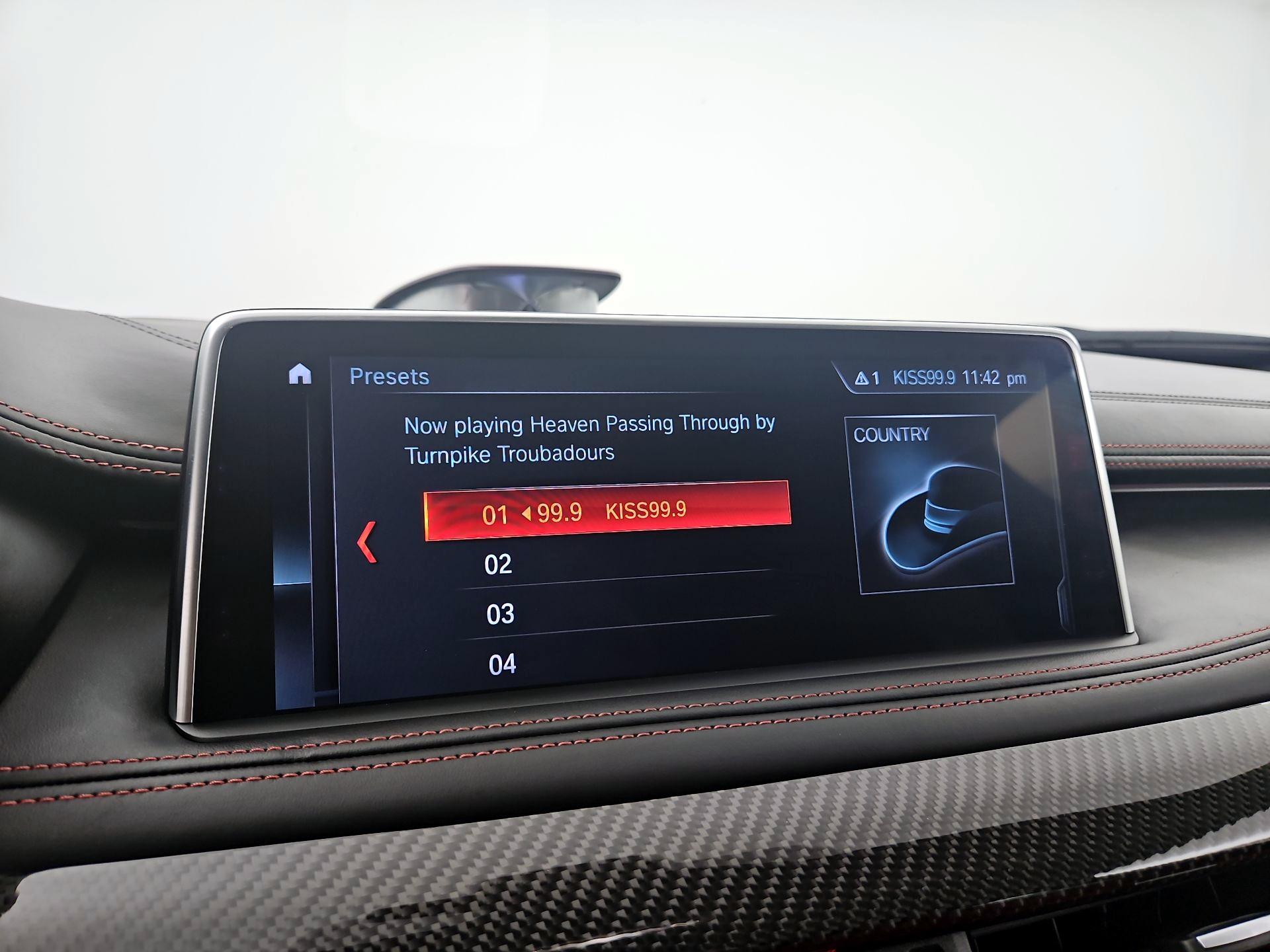 Thumbnail: 2018 BMW X6 - 15