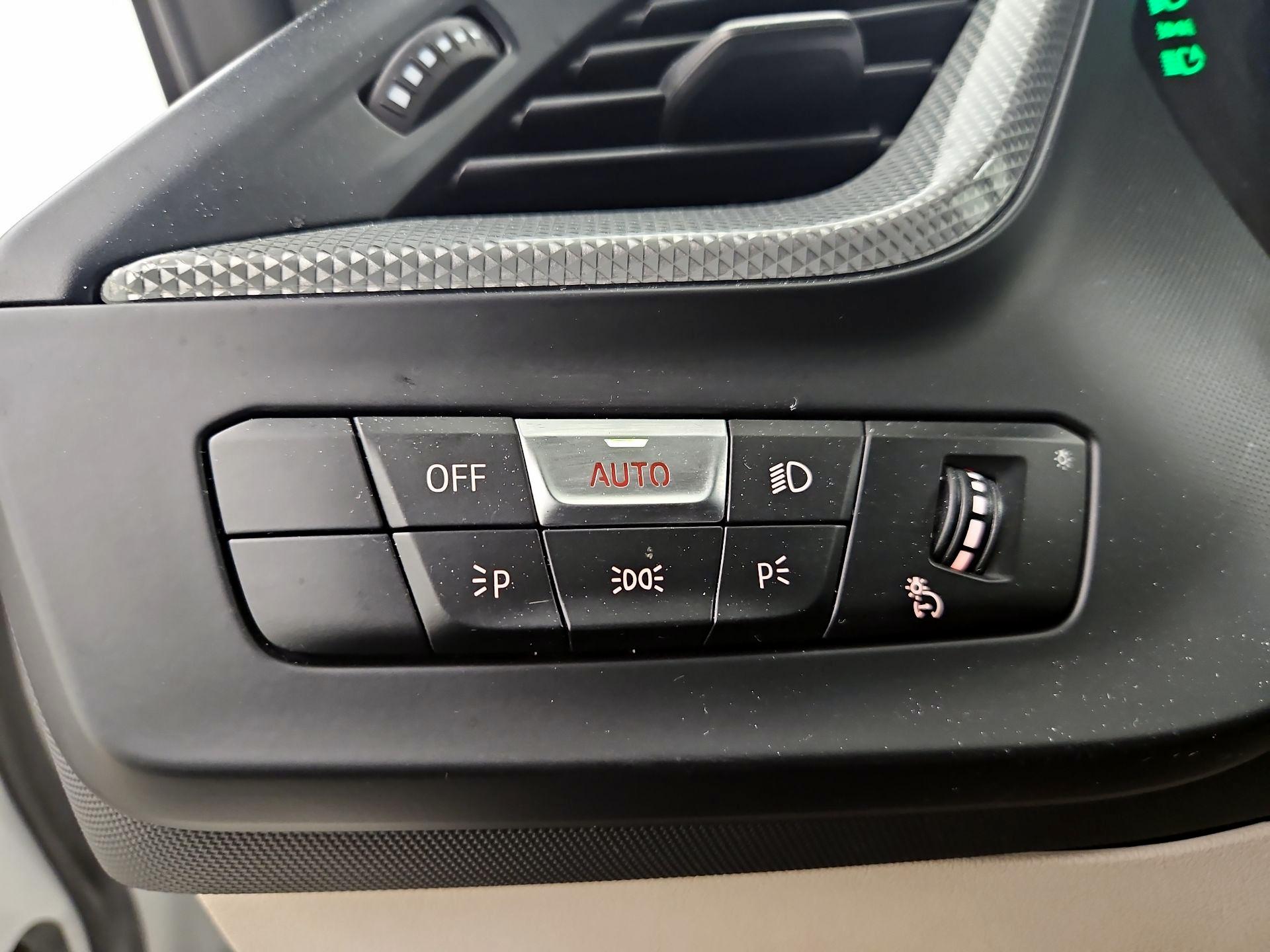 Thumbnail: 2022 BMW 2 Series - 13