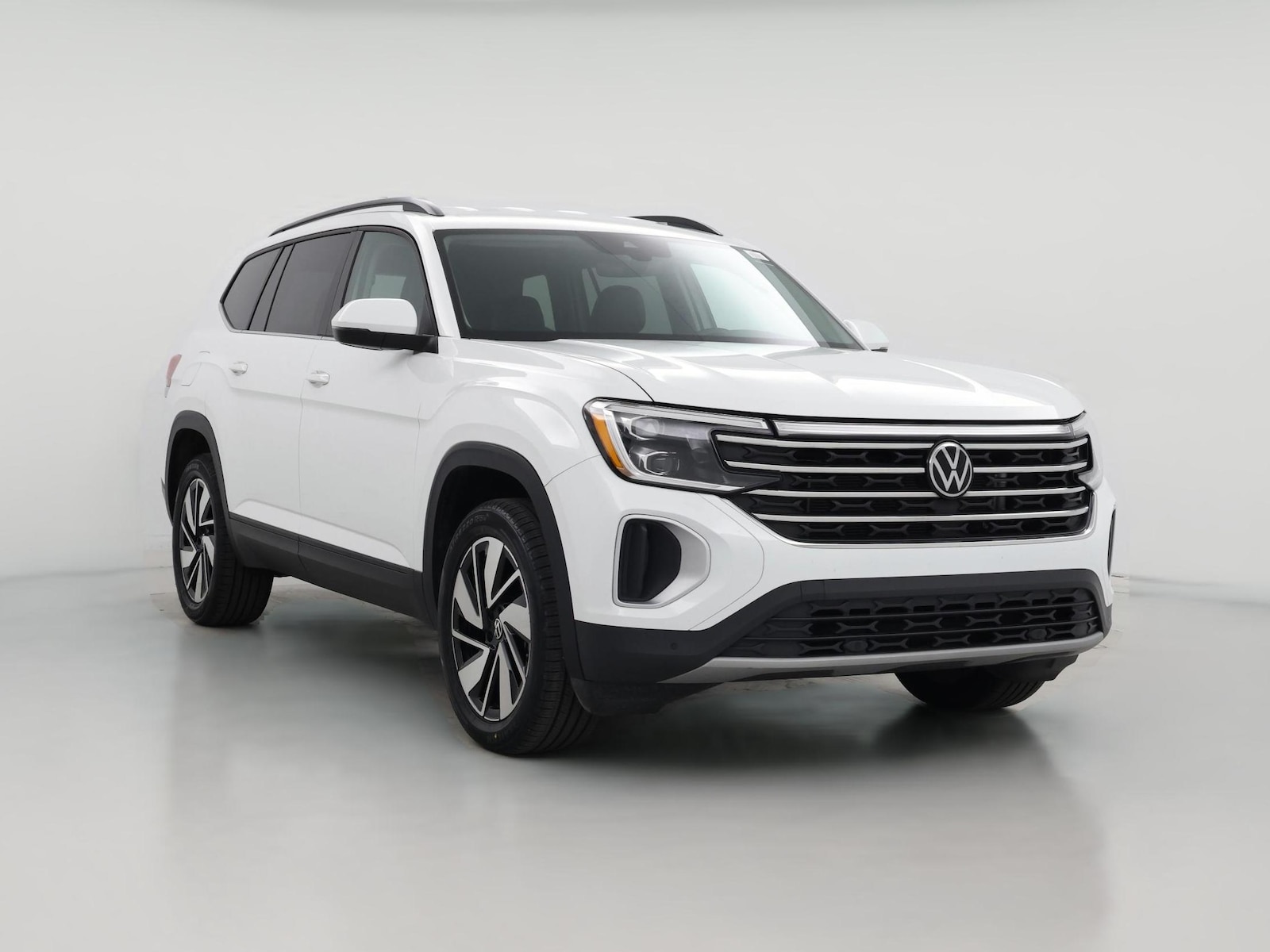 2024 Volkswagen Atlas SE w/Tech