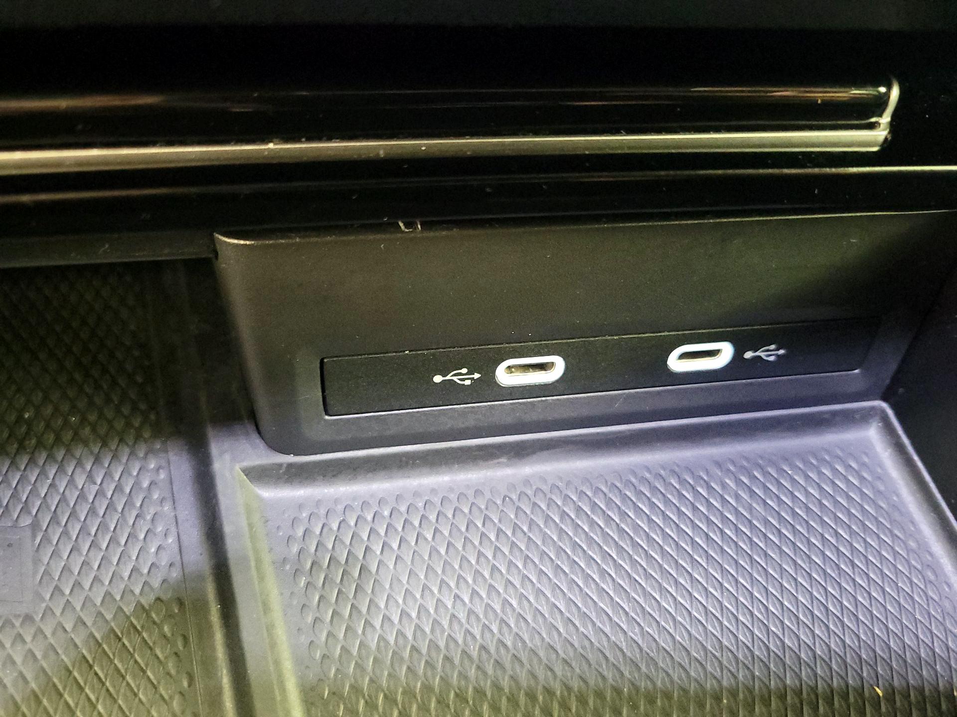 Thumbnail: 2024 Volkswagen Atlas - 18