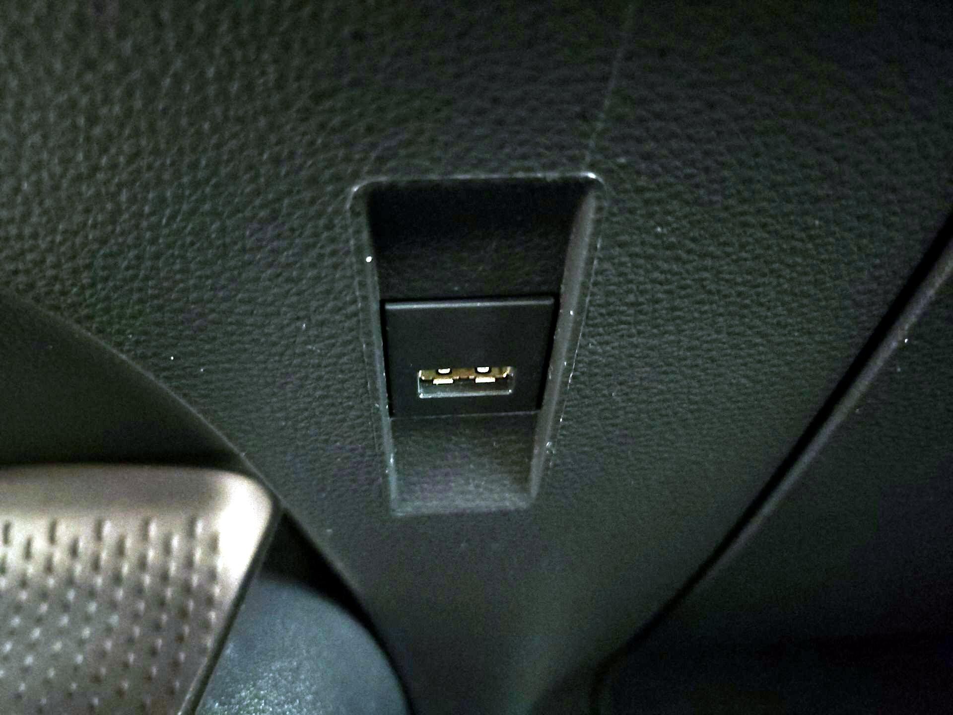 Thumbnail: 2022 Toyota Corolla - 18