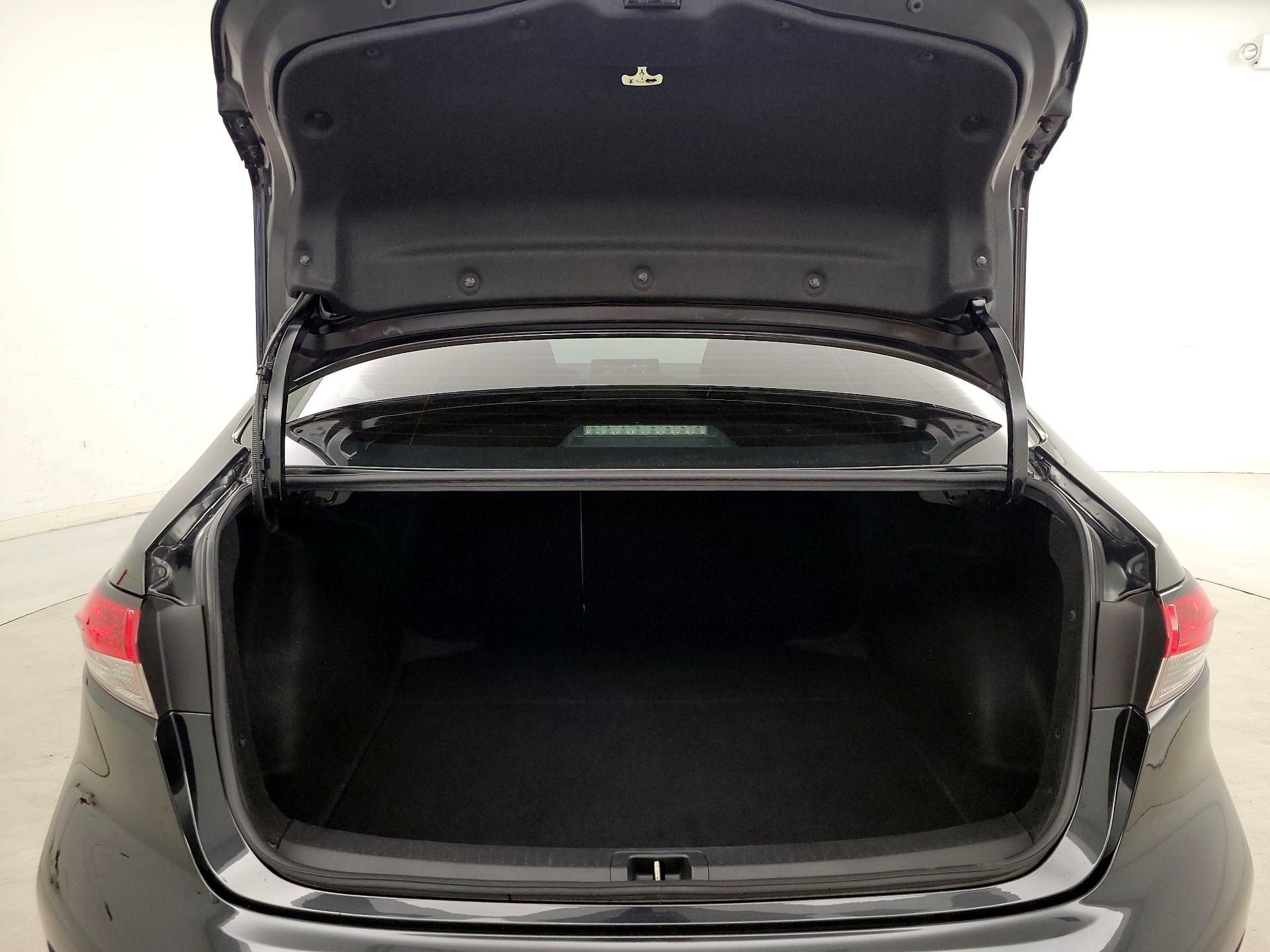 Thumbnail: 2022 Toyota Corolla - 20