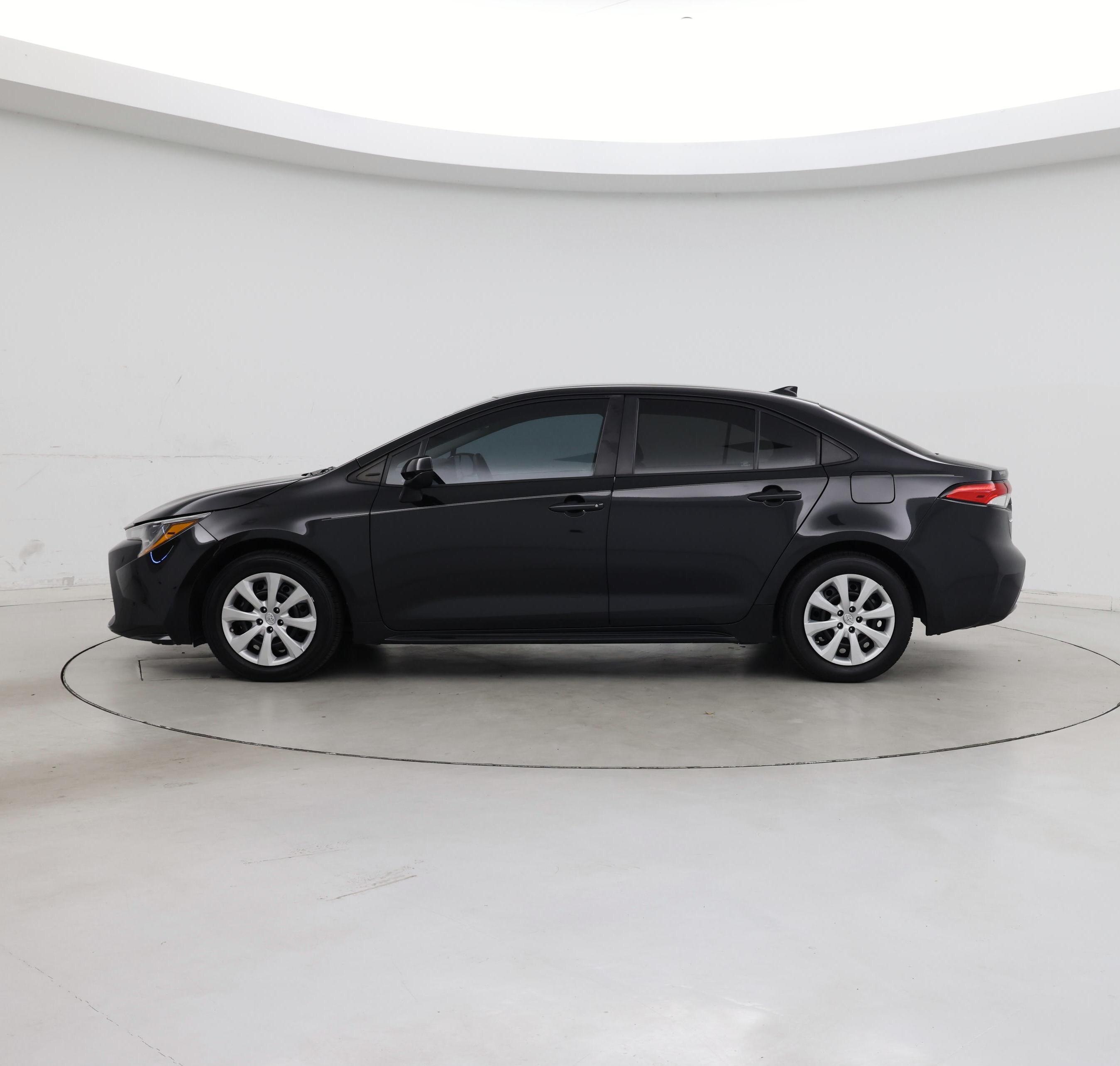 Thumbnail: 2022 Toyota Corolla - 3