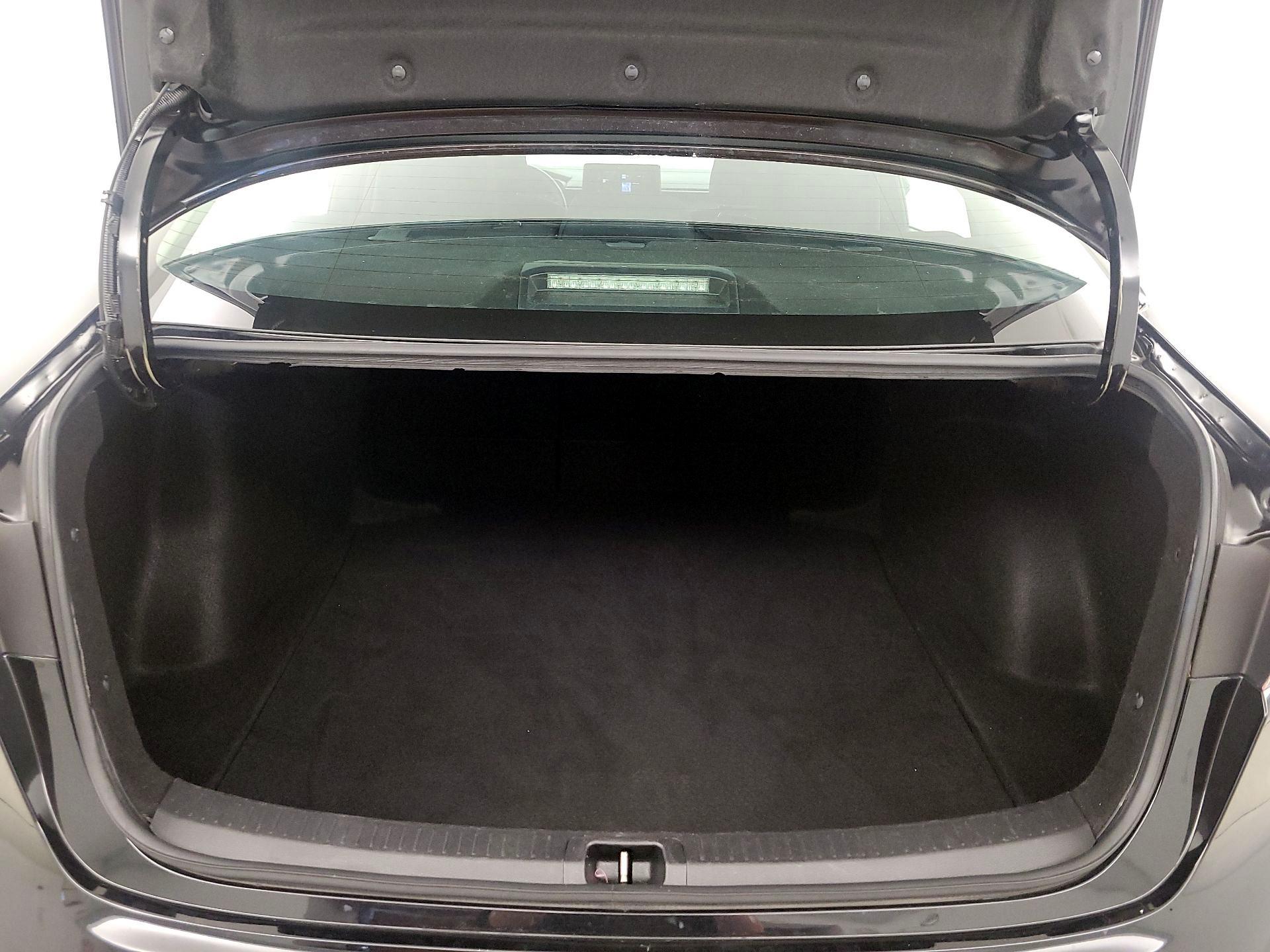 Thumbnail: 2023 Toyota Corolla - 20