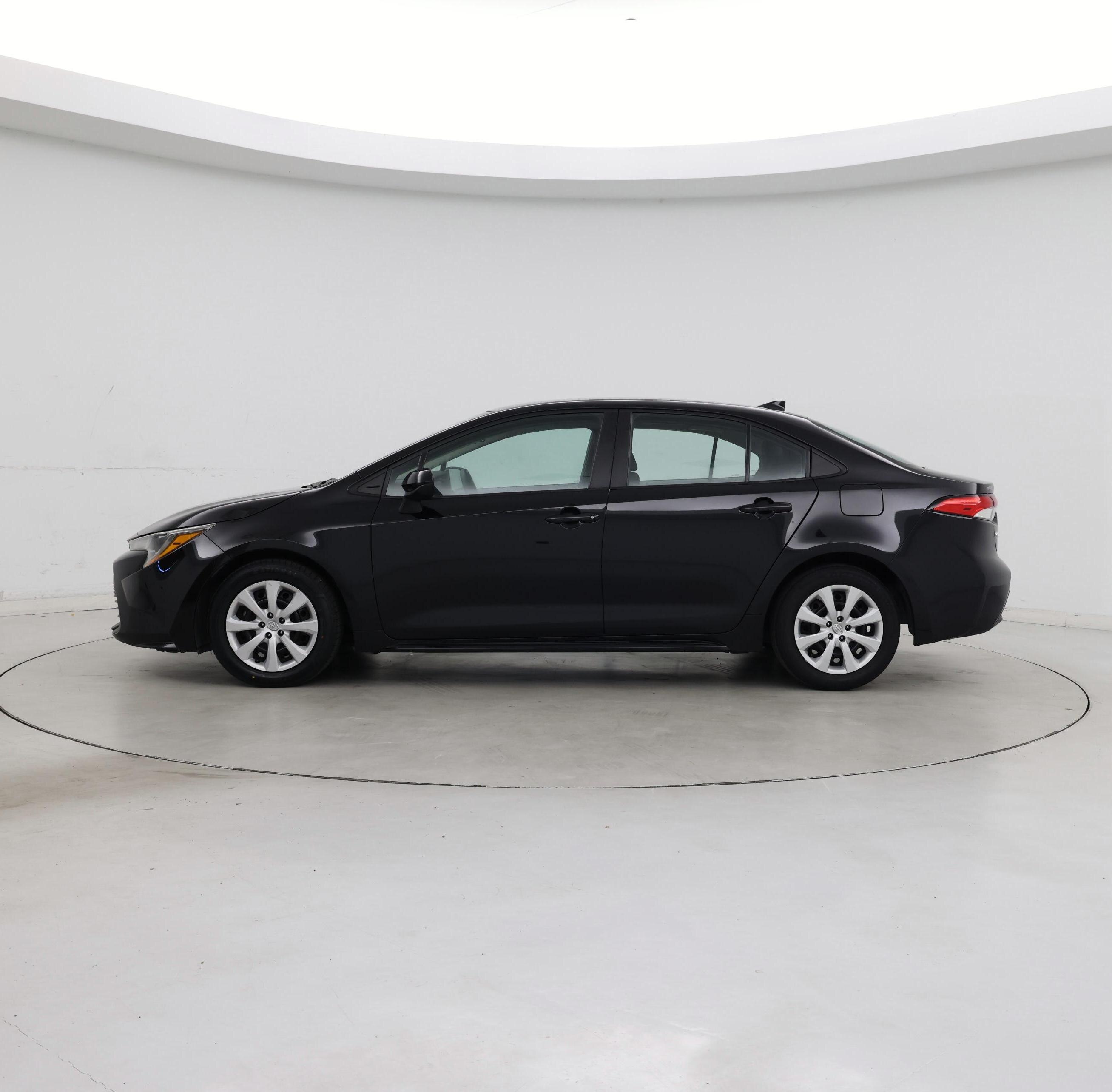 Thumbnail: 2023 Toyota Corolla - 3