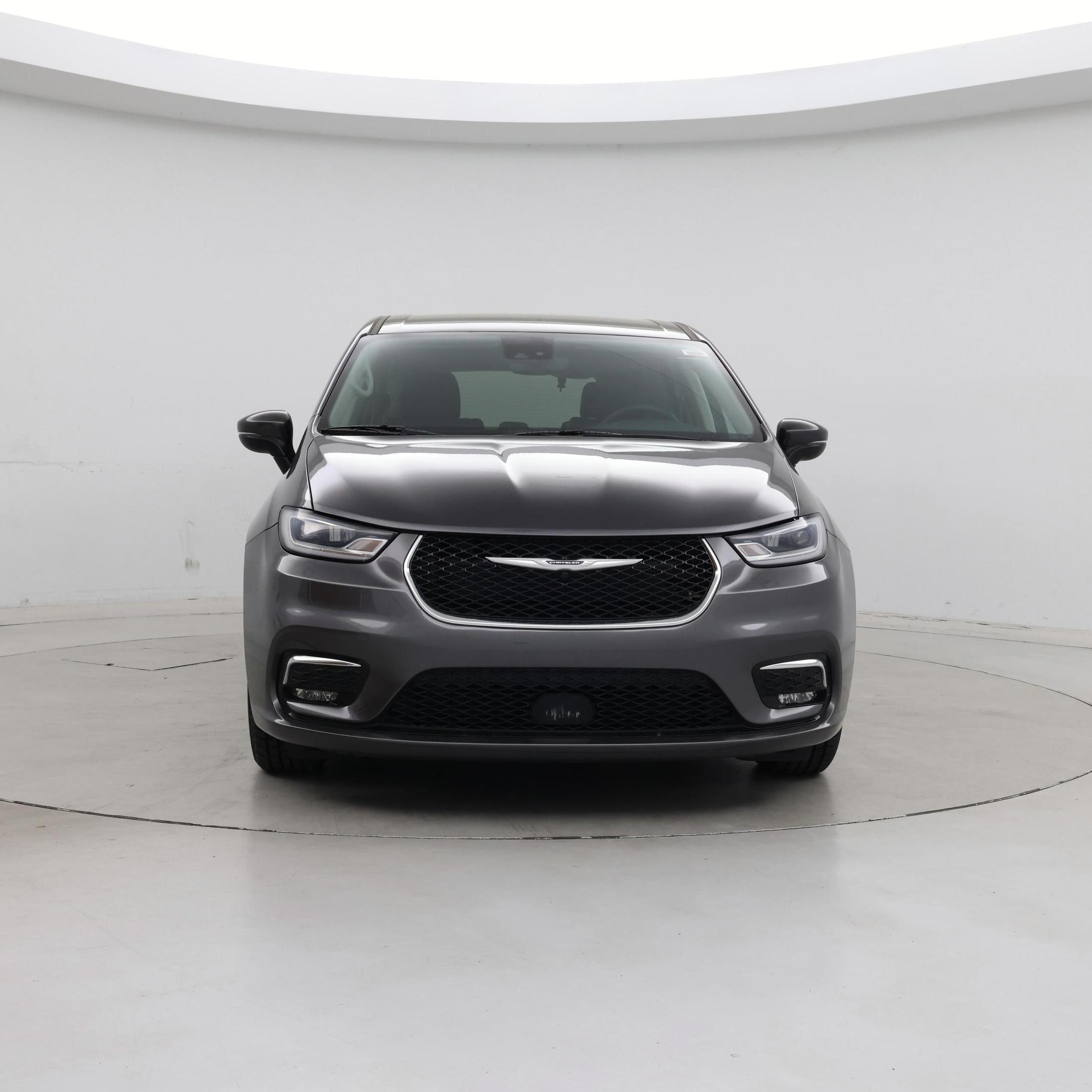 Thumbnail: 2023 Chrysler Pacifica - 5