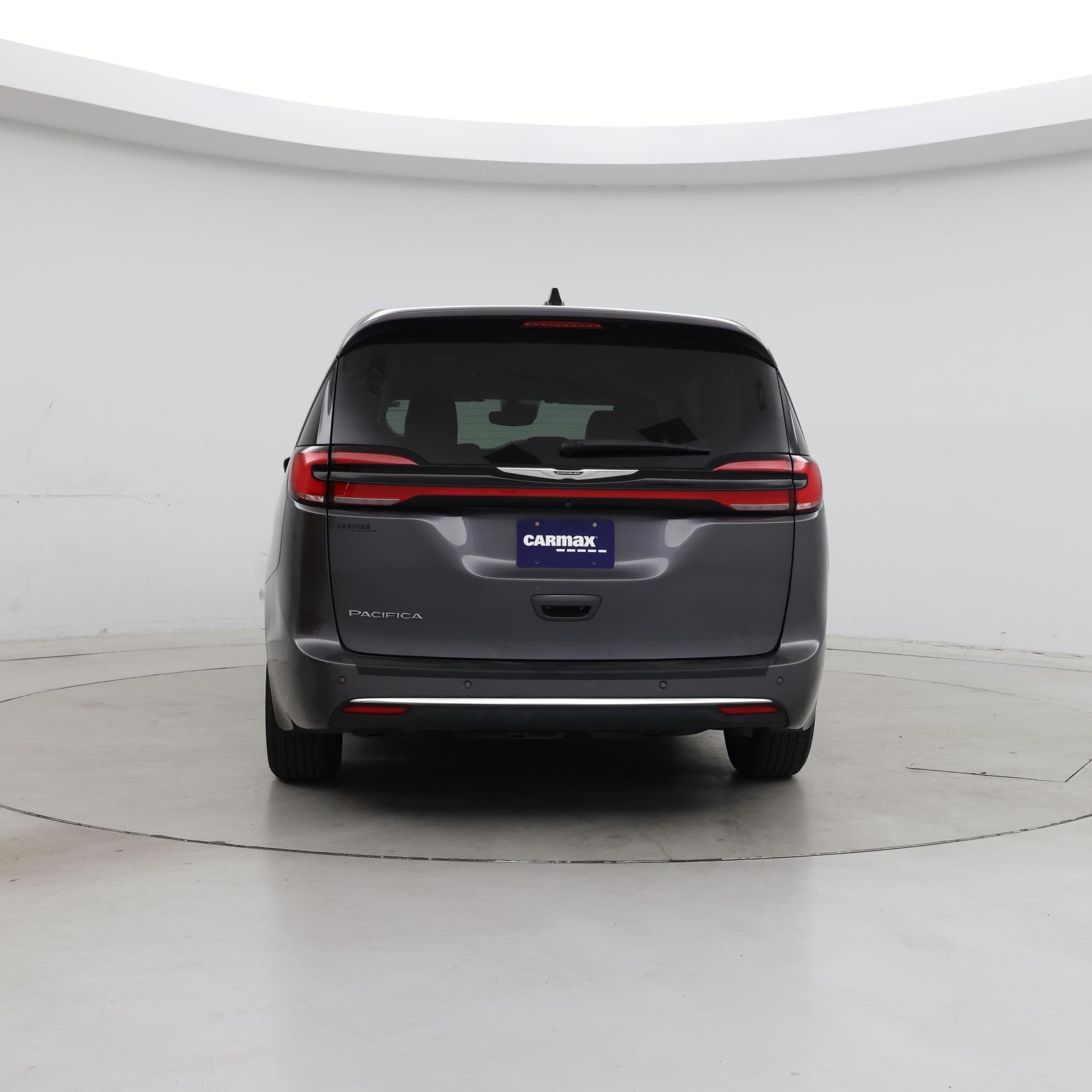 Thumbnail: 2023 Chrysler Pacifica - 6