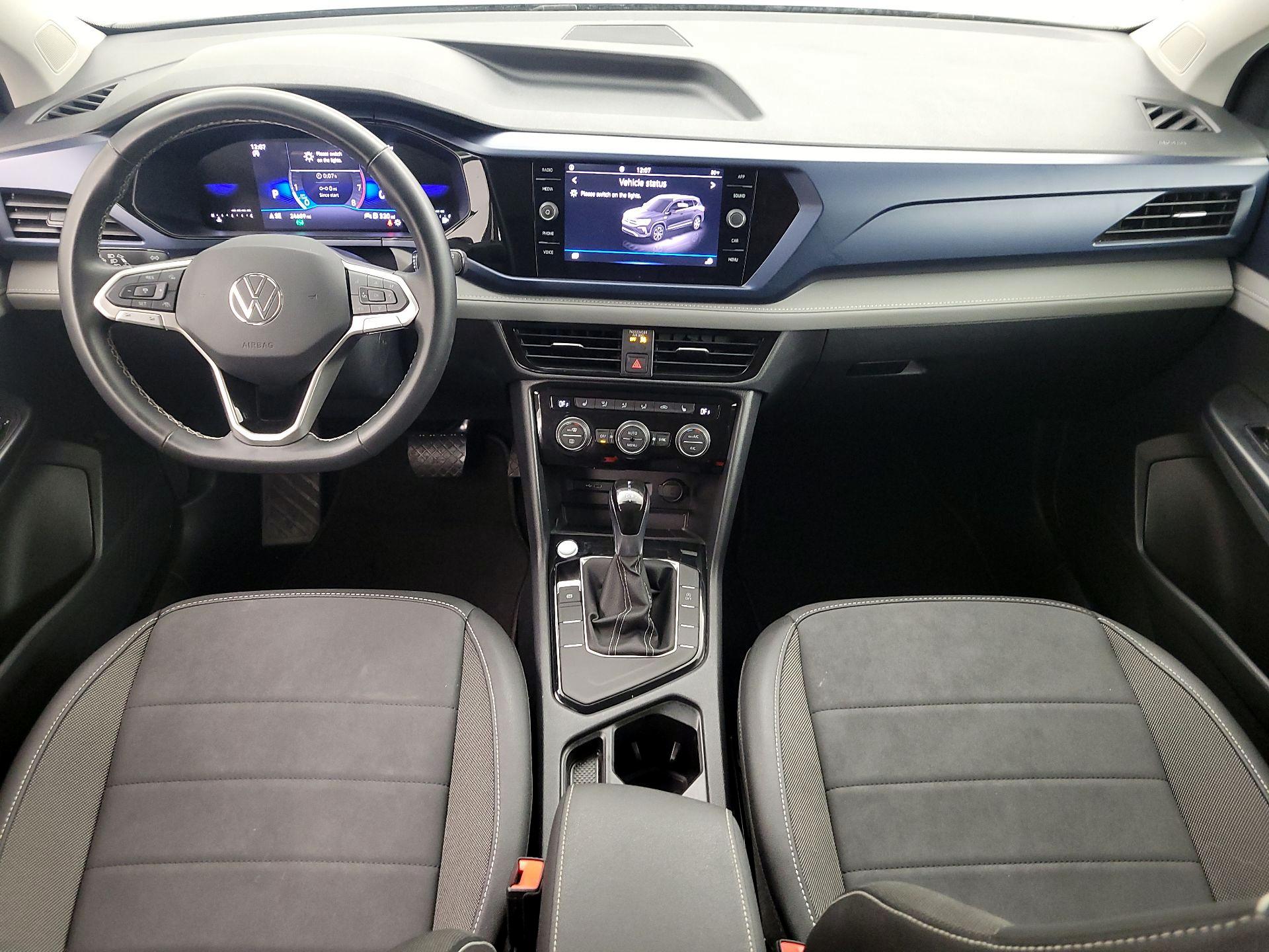 Thumbnail: 2024 Volkswagen Taos - 9