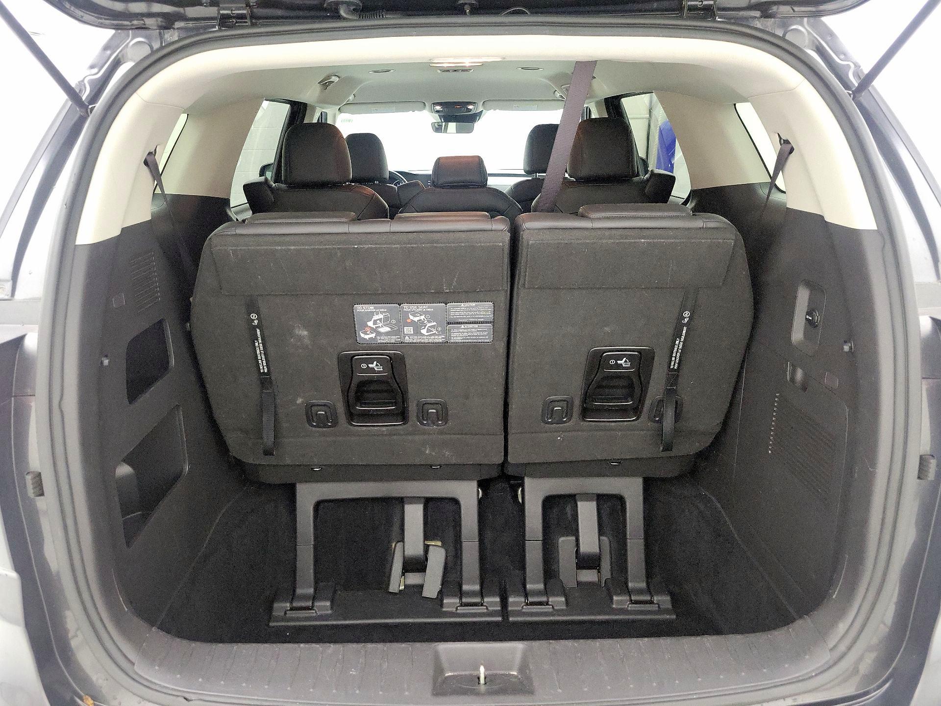 Thumbnail: 2024 Kia Carnival - 20