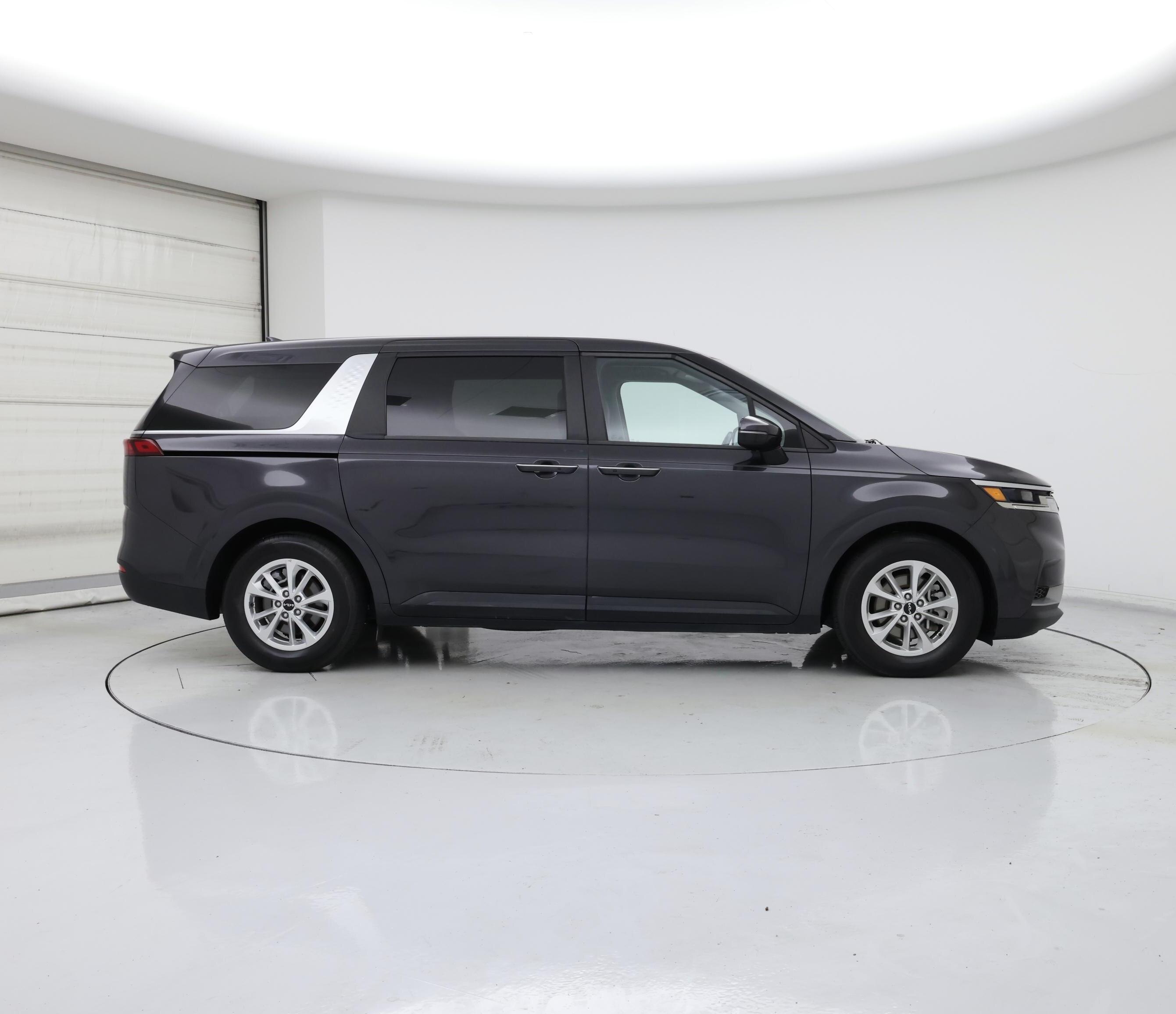 Thumbnail: 2024 Kia Carnival - 7