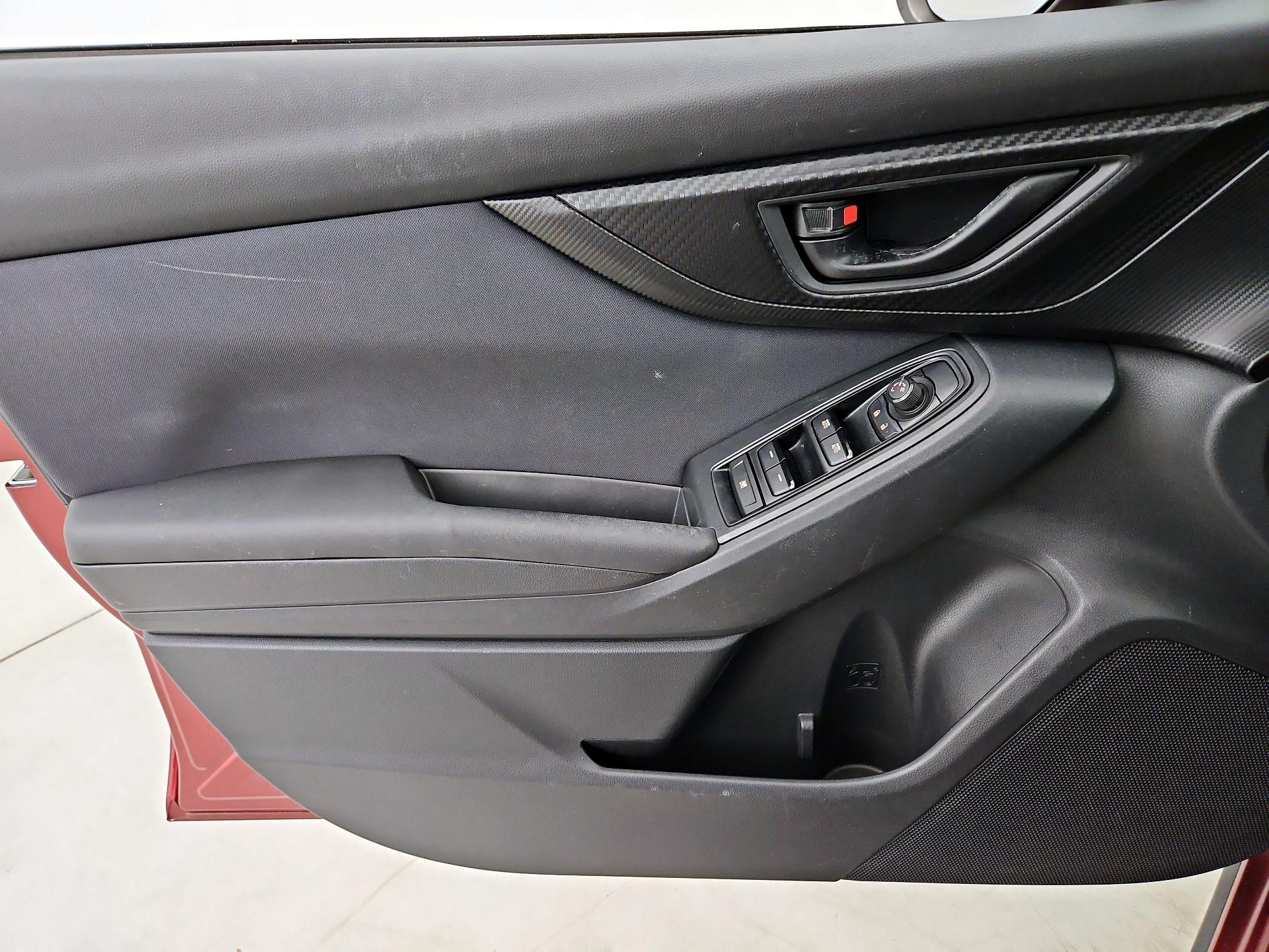 Thumbnail: 2019 Subaru Crosstrek - 12