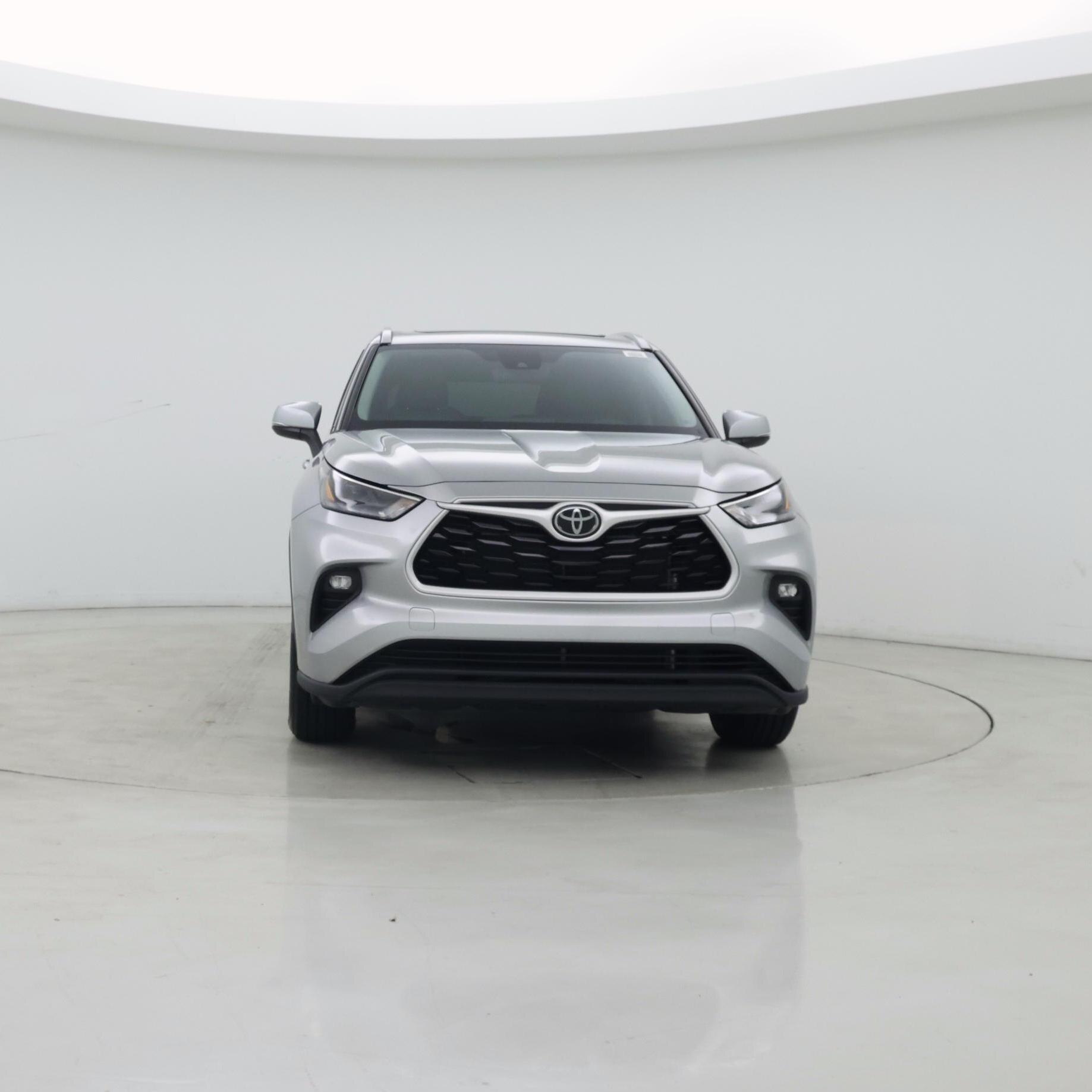 Thumbnail: 2023 Toyota Highlander - 5