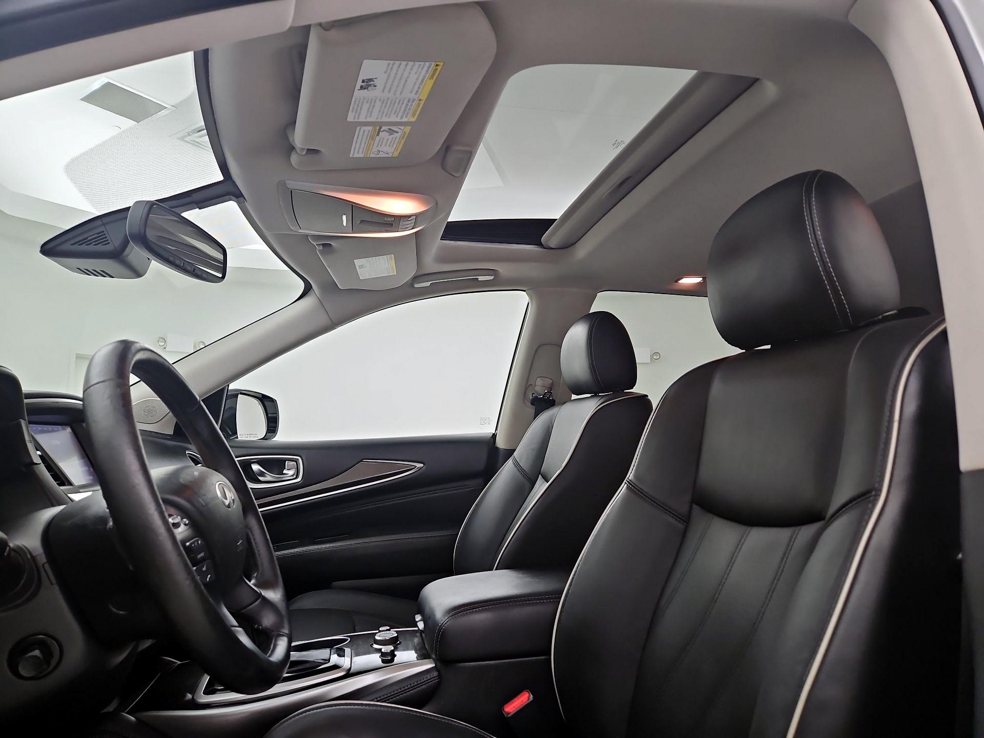 Thumbnail: 2019 INFINITI QX60 - 20