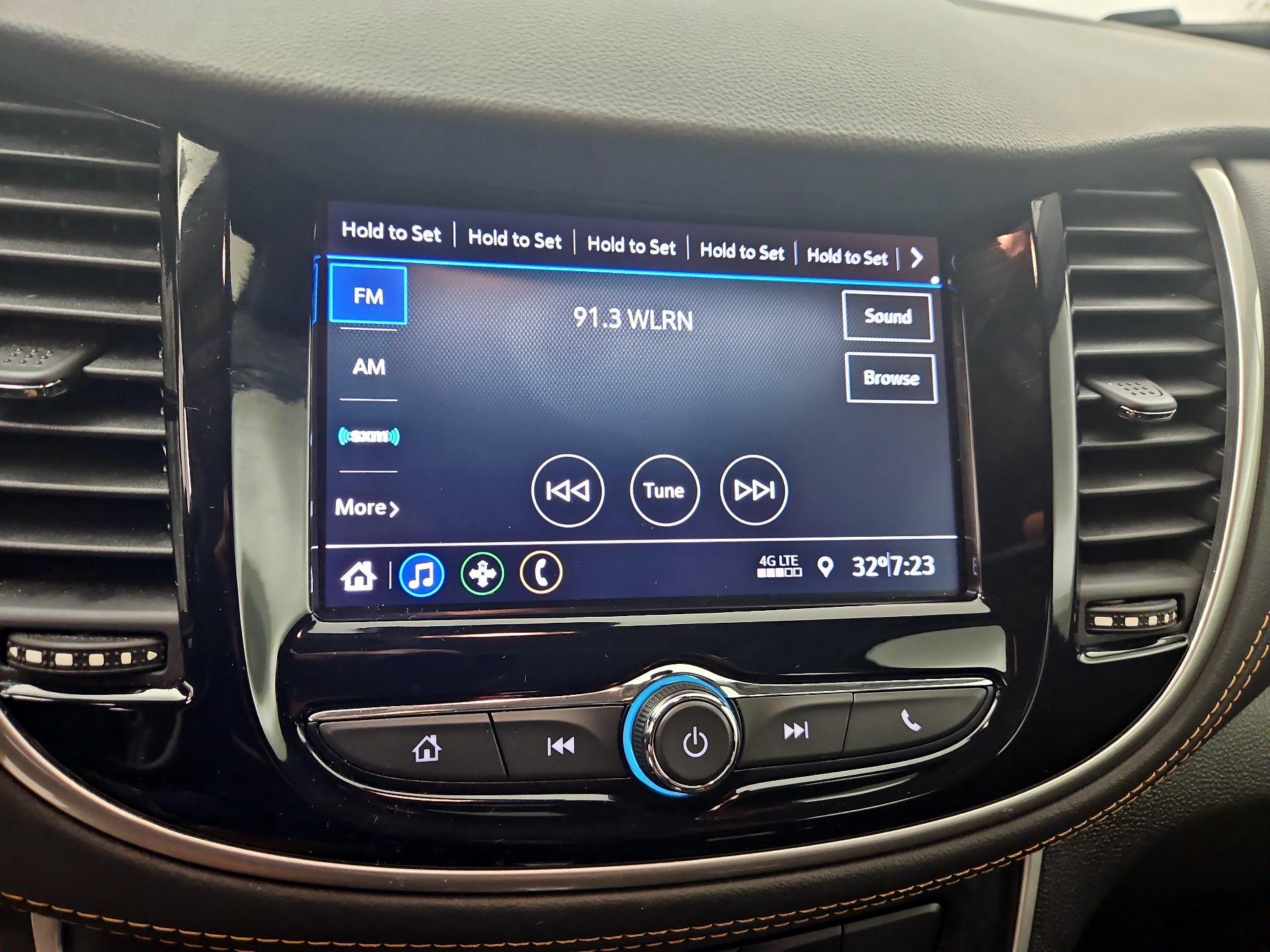 Thumbnail: 2020 Chevrolet Trax - 15