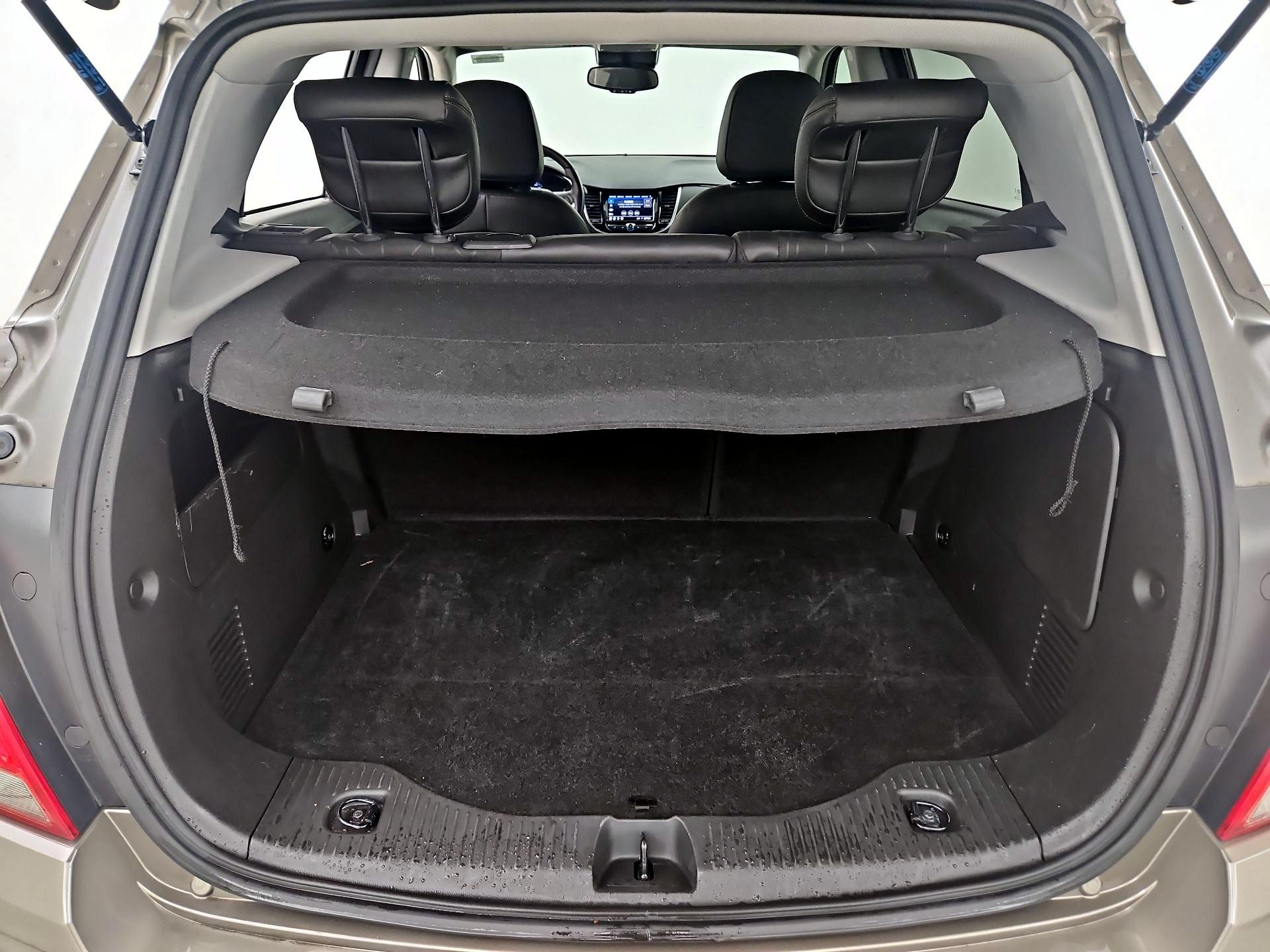 Thumbnail: 2020 Chevrolet Trax - 20