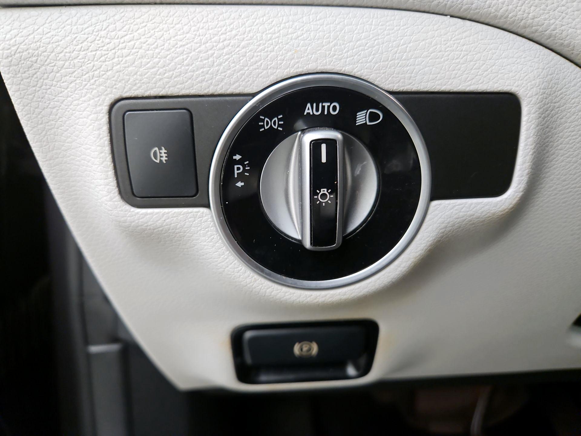 Thumbnail: 2019 Mercedes-Benz CLA - 13