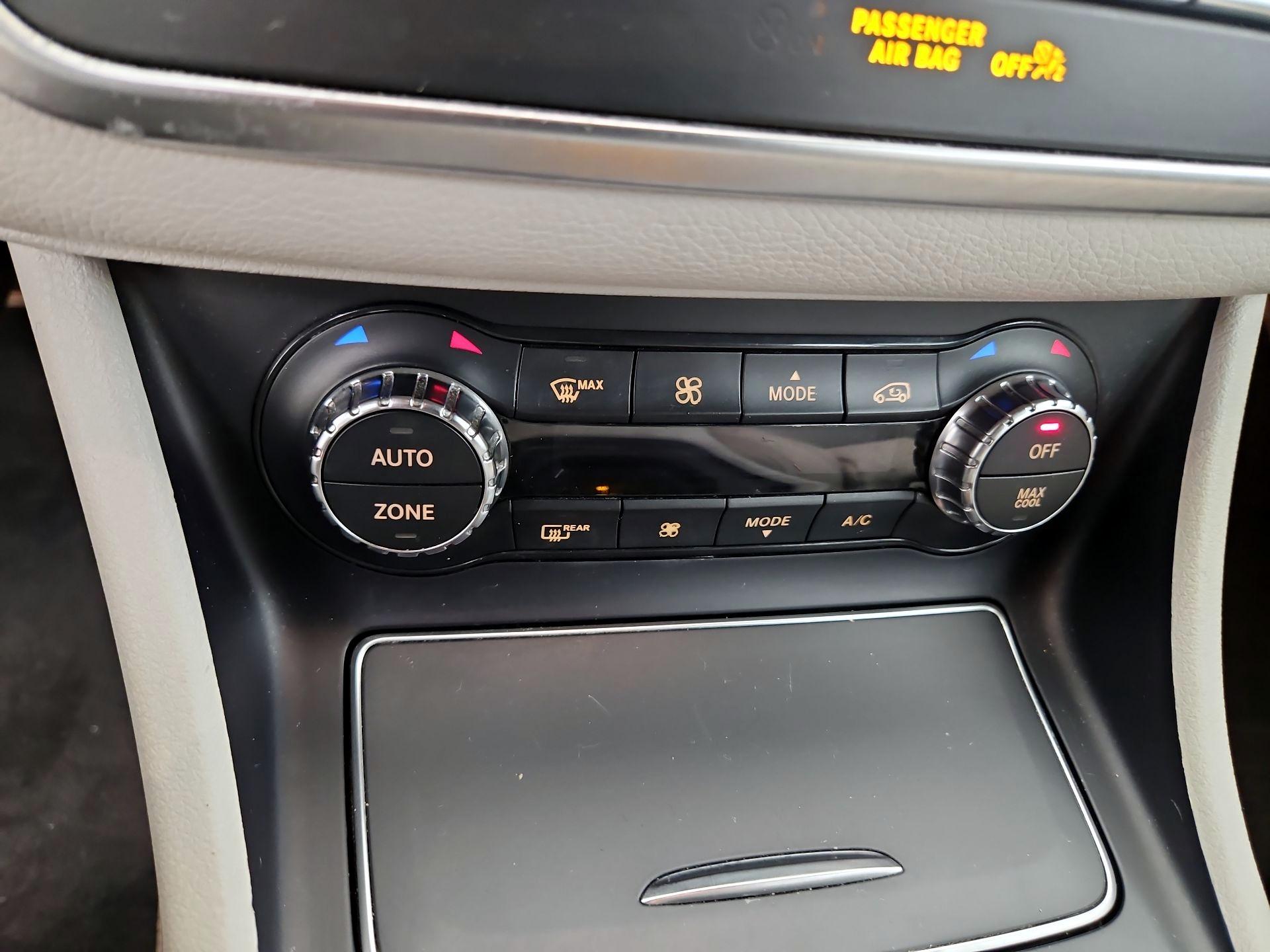 Thumbnail: 2019 Mercedes-Benz CLA - 17