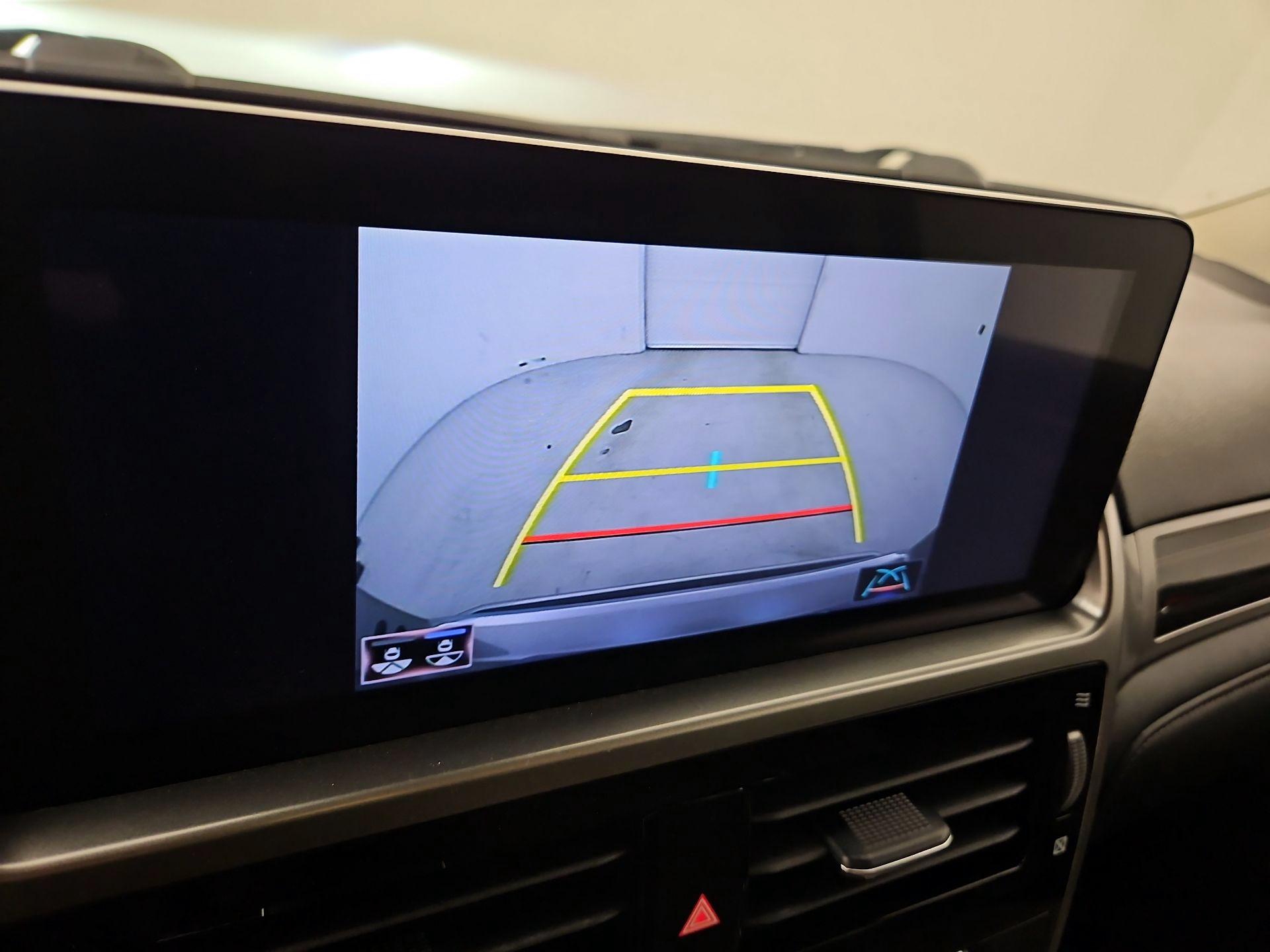 Thumbnail: 2023 Lexus GX - 15