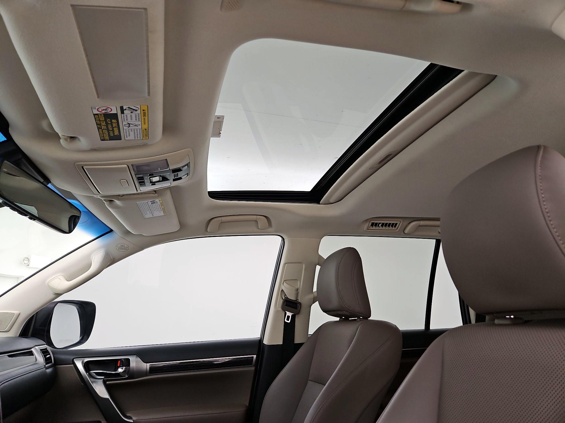 Thumbnail: 2023 Lexus GX - 20