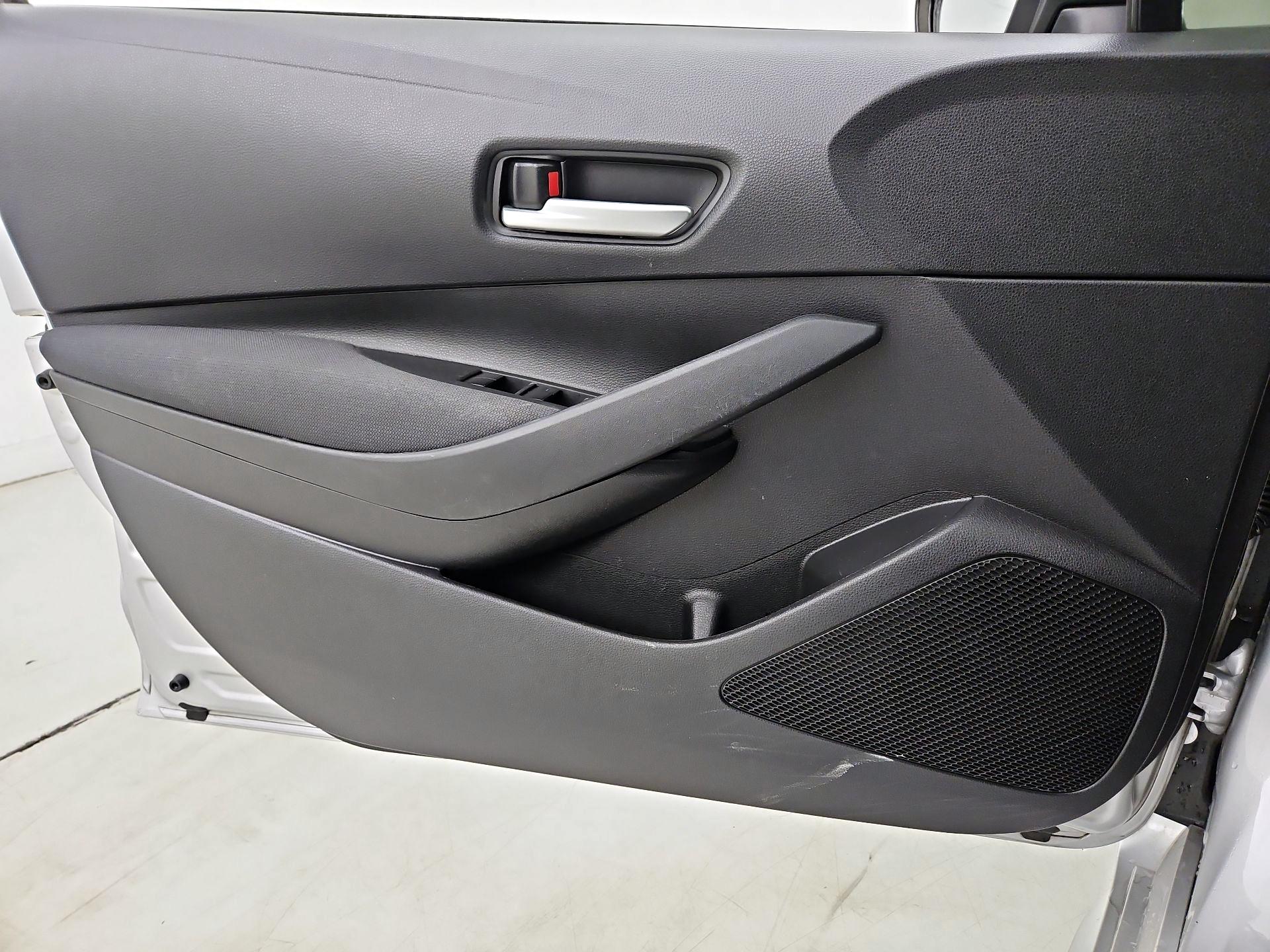 Thumbnail: 2021 Toyota Corolla - 12