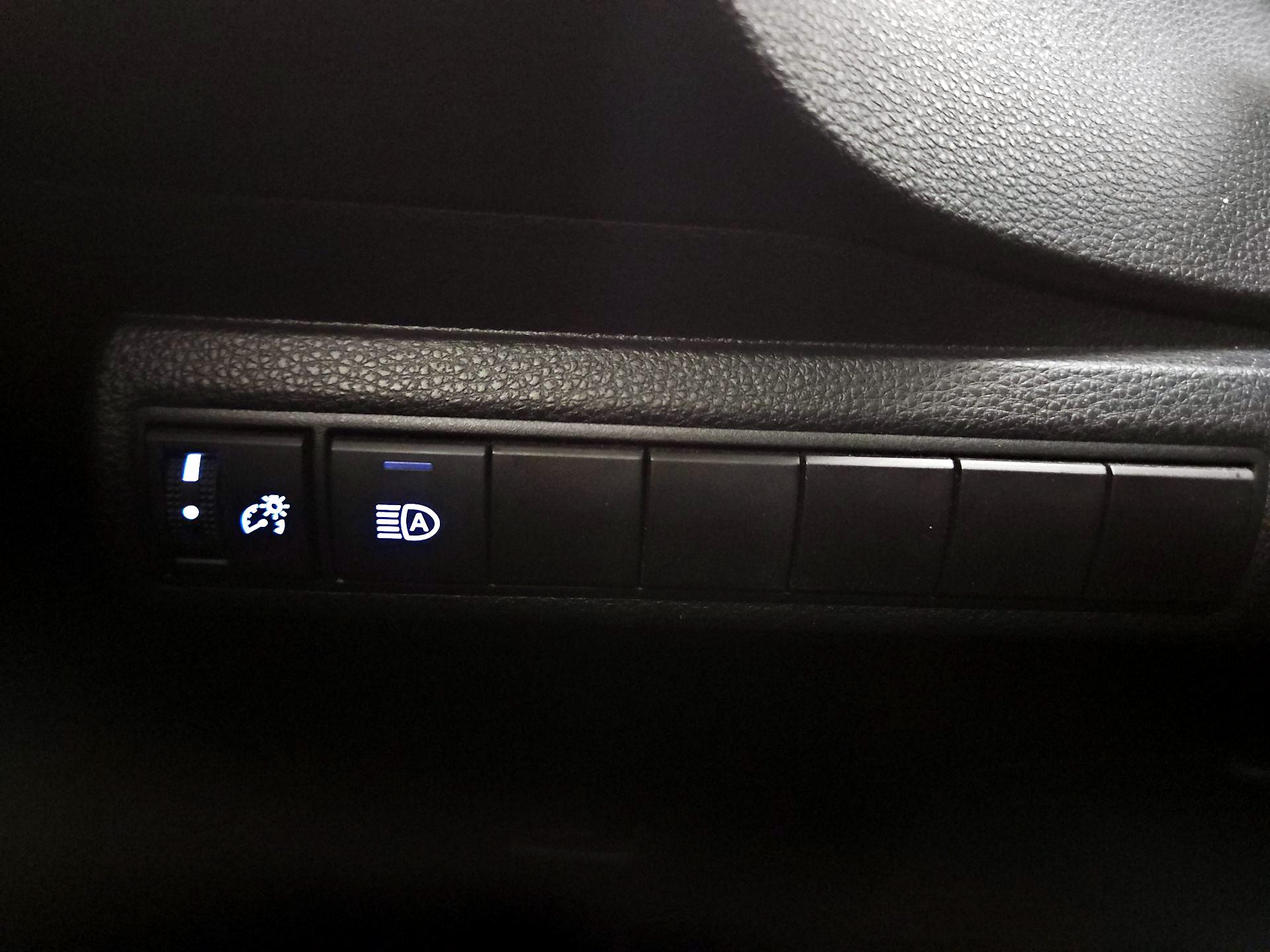 Thumbnail: 2021 Toyota Corolla - 13