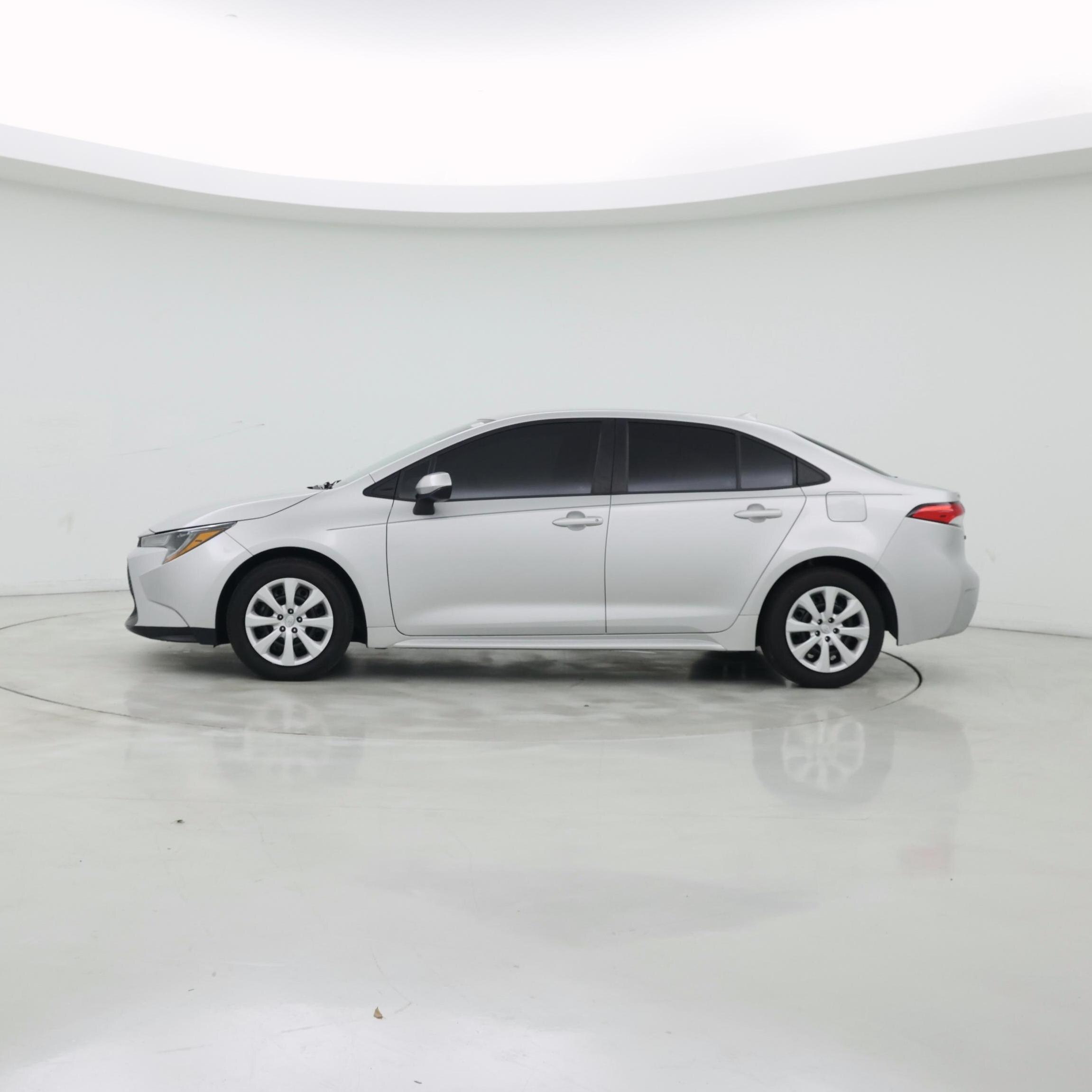 Thumbnail: 2021 Toyota Corolla - 3