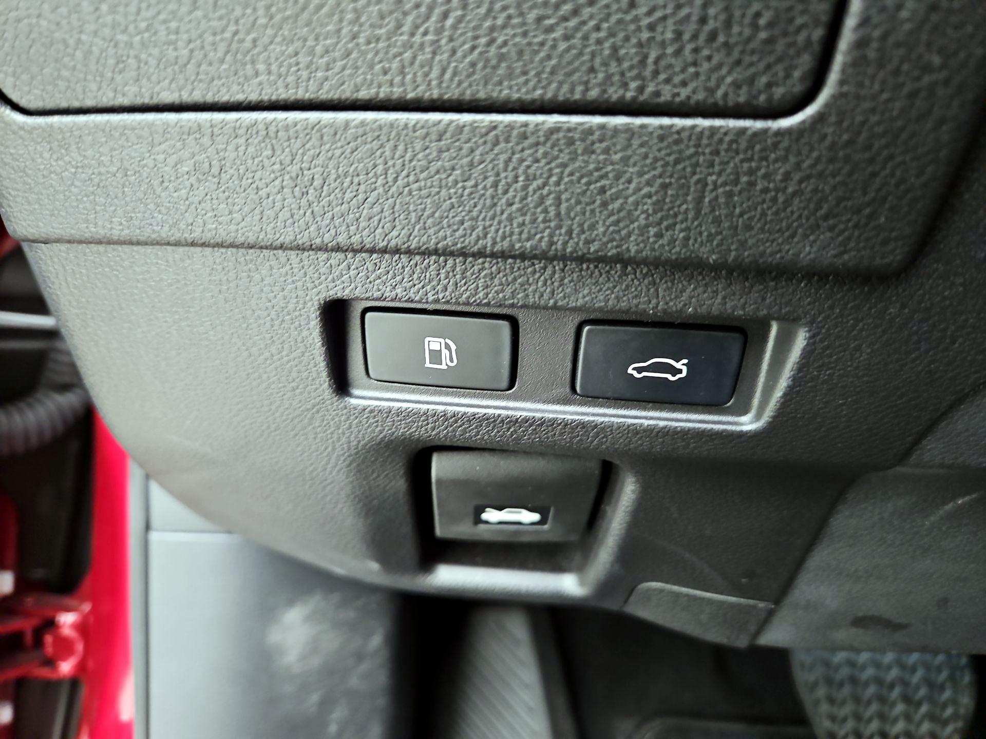 Thumbnail: 2023 Lexus ES - 13