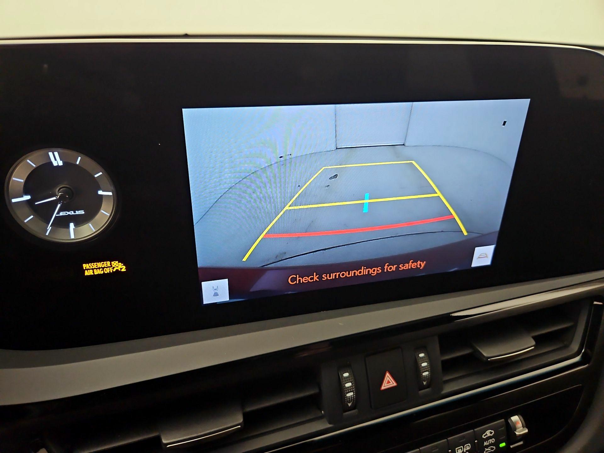 Thumbnail: 2023 Lexus ES - 14