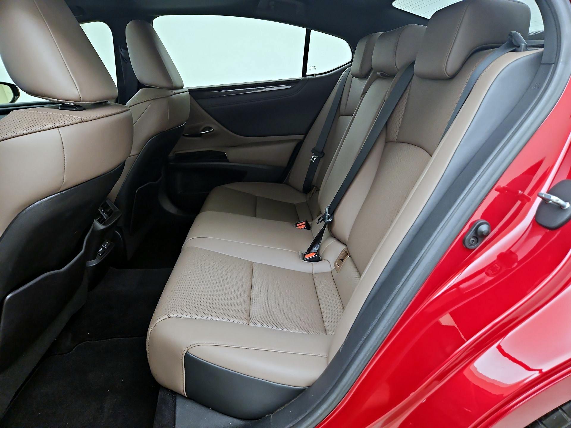 Thumbnail: 2023 Lexus ES - 20