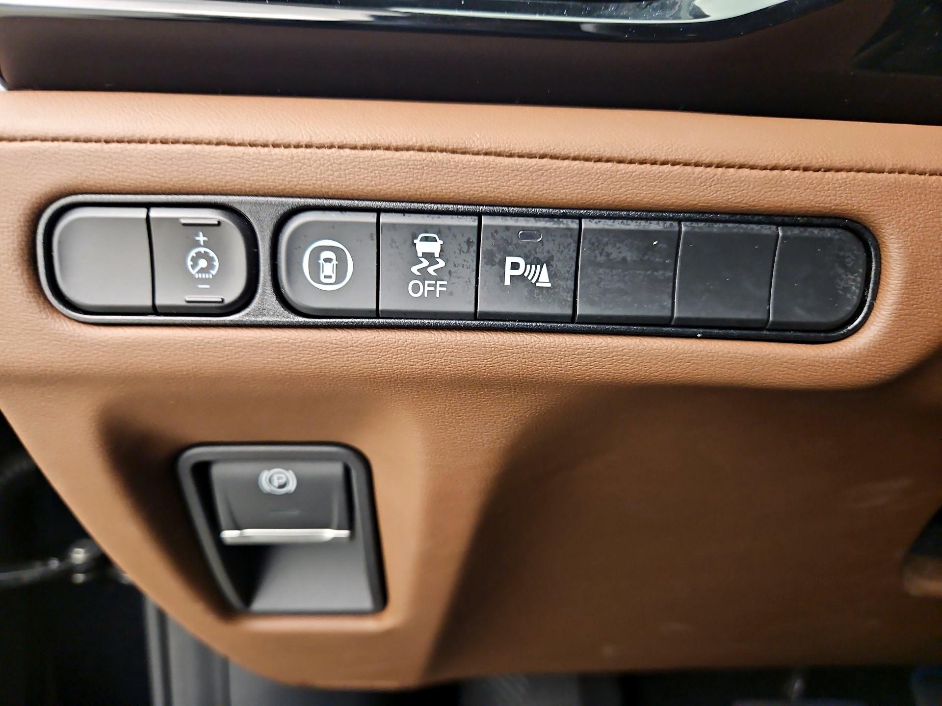 Thumbnail: 2024 Acura MDX - 13