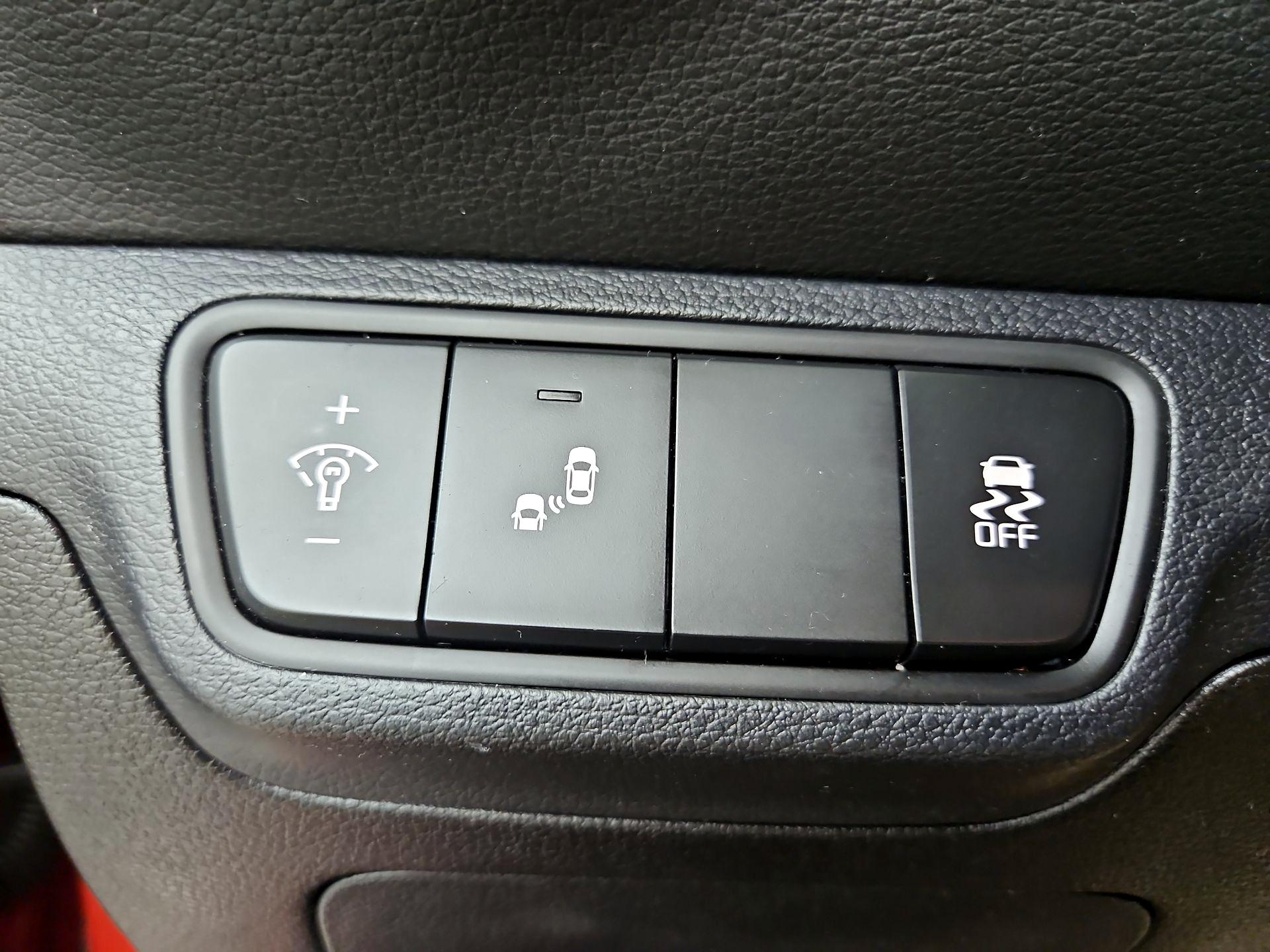 Thumbnail: 2023 Kia Forte - 13