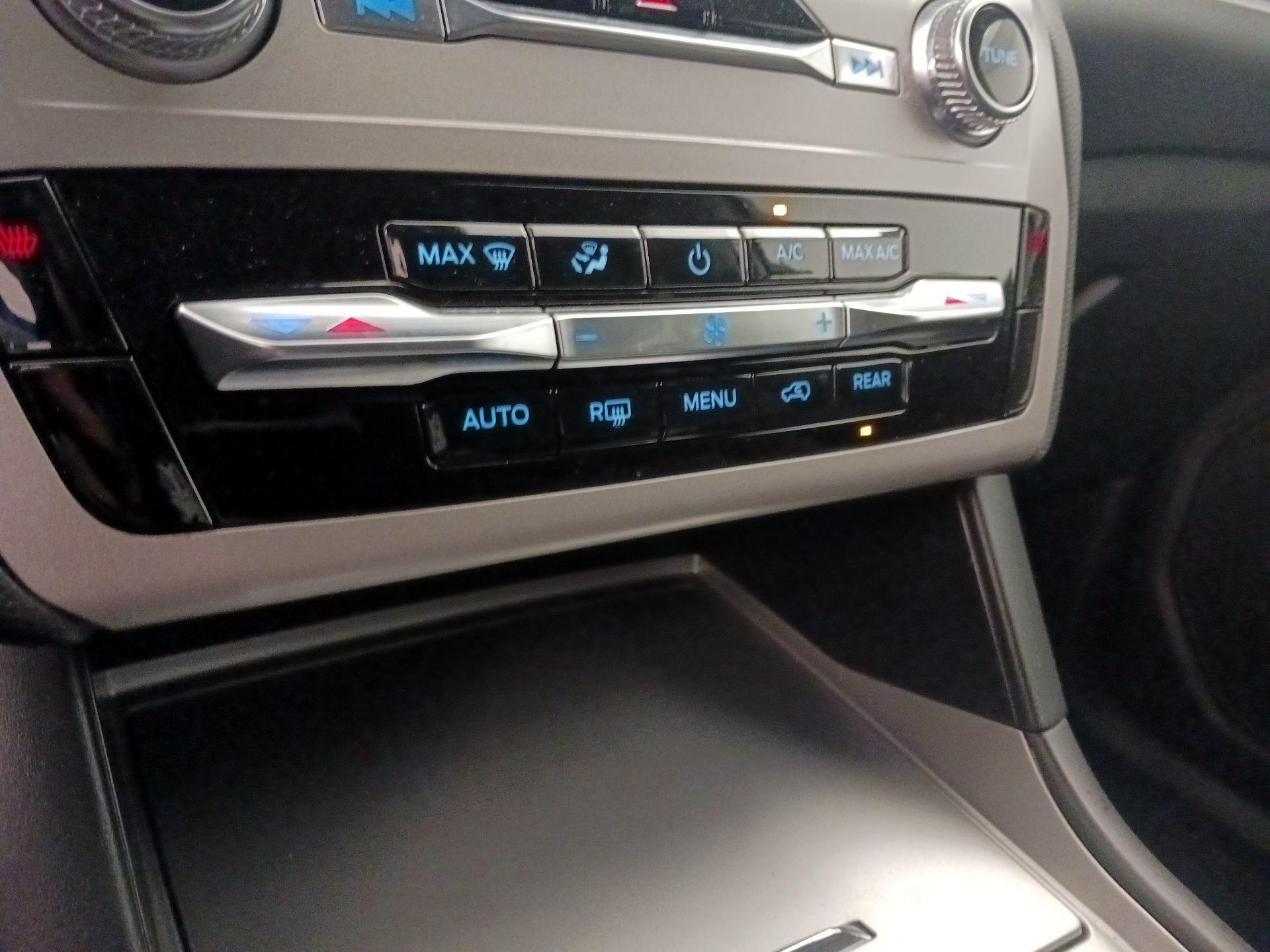 Thumbnail: 2023 Ford Explorer - 16