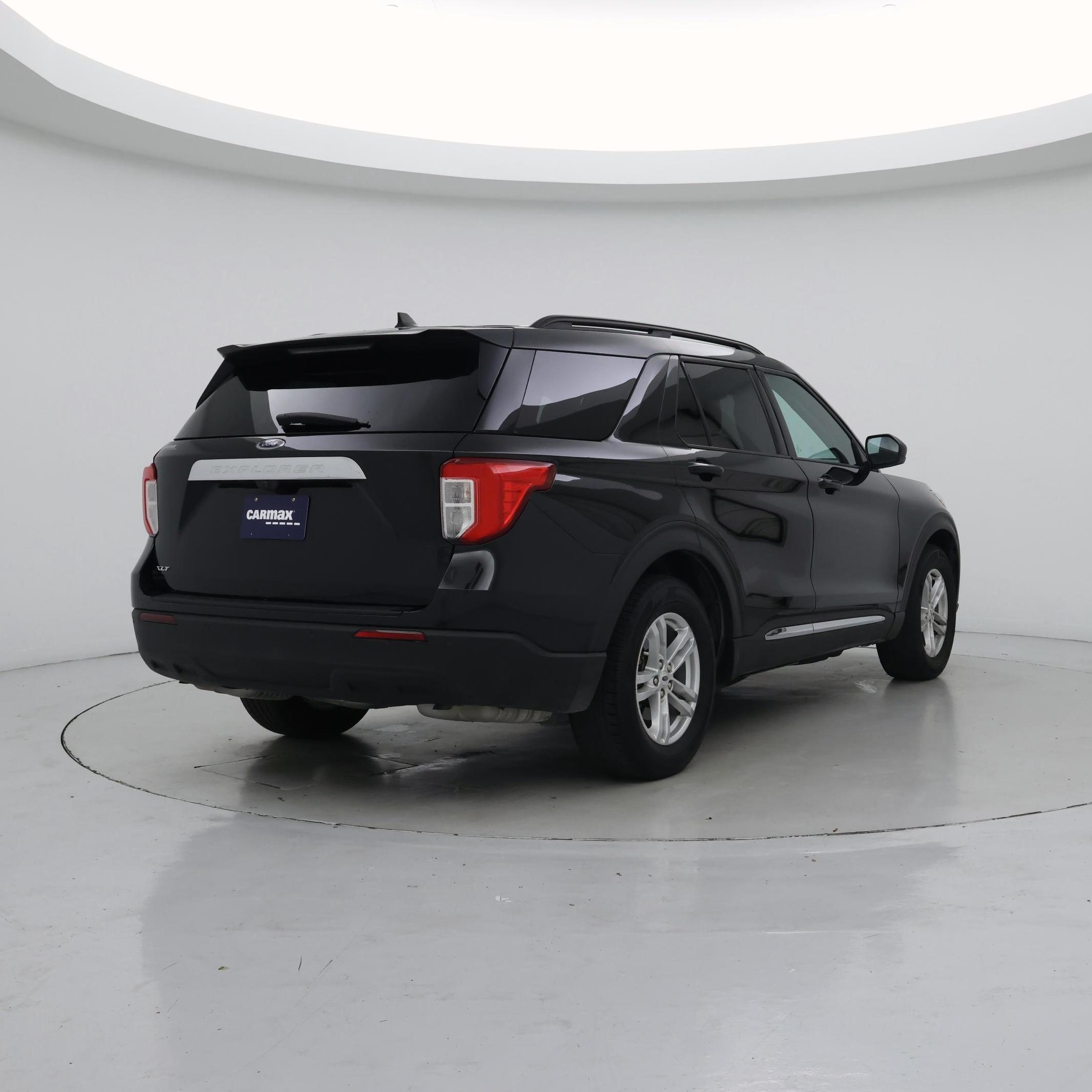 Thumbnail: 2023 Ford Explorer - 8