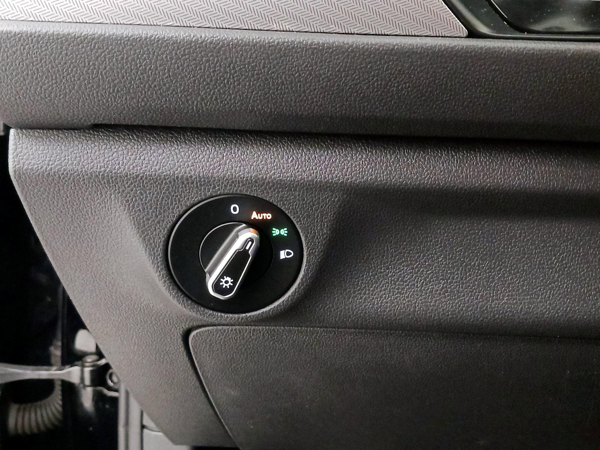 Thumbnail: 2021 Volkswagen Jetta - 13