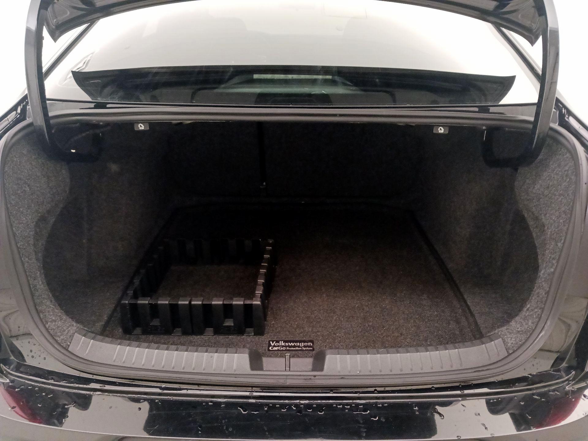 Thumbnail: 2021 Volkswagen Jetta - 20