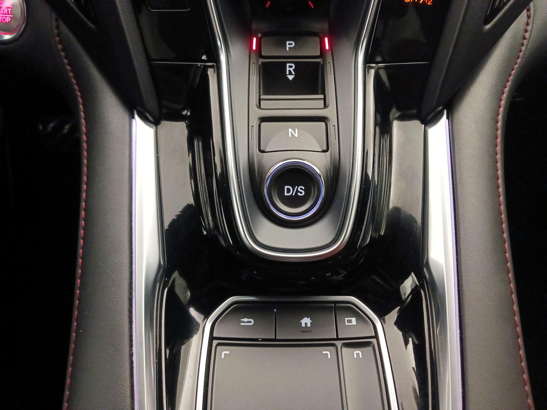 Thumbnail: 2023 Acura RDX - 18